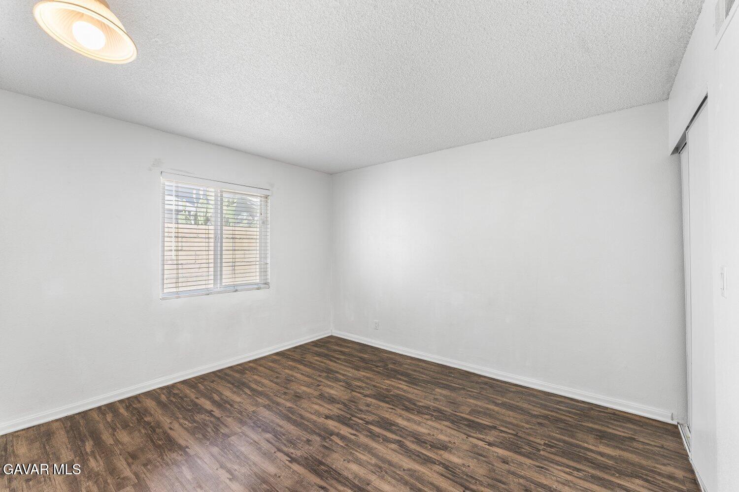 45303 6th Property Photo 21