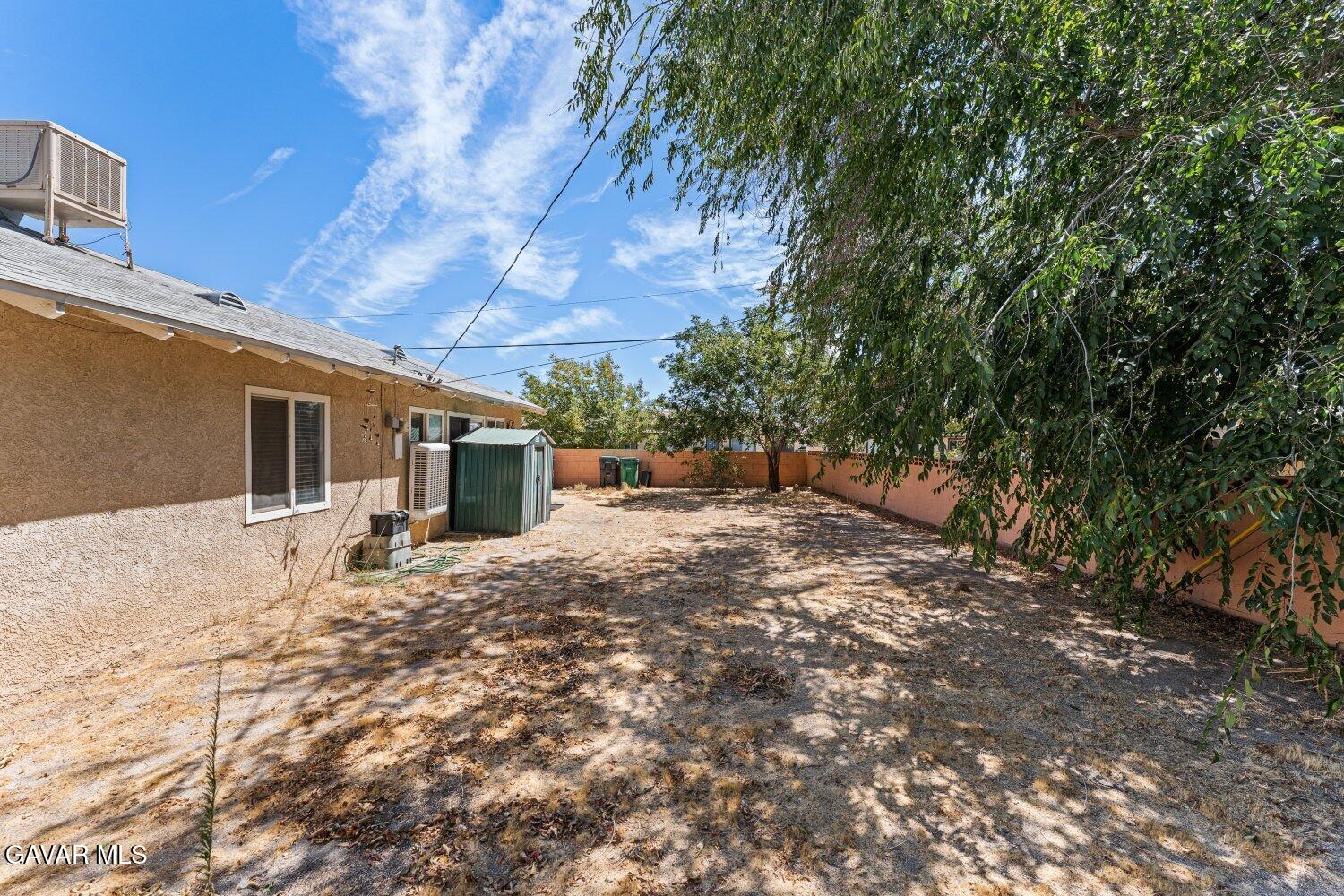 45303 6th Property Photo 38