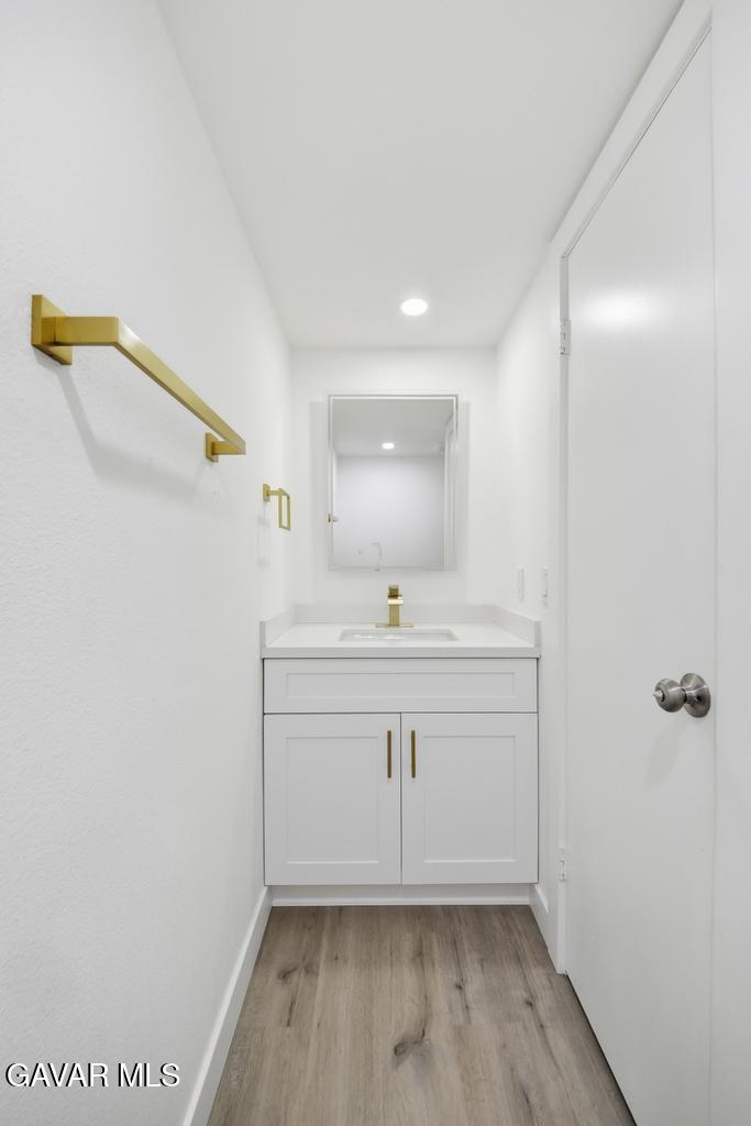 44200 Kingtree Avenue, Unit 16 Property Photo 9