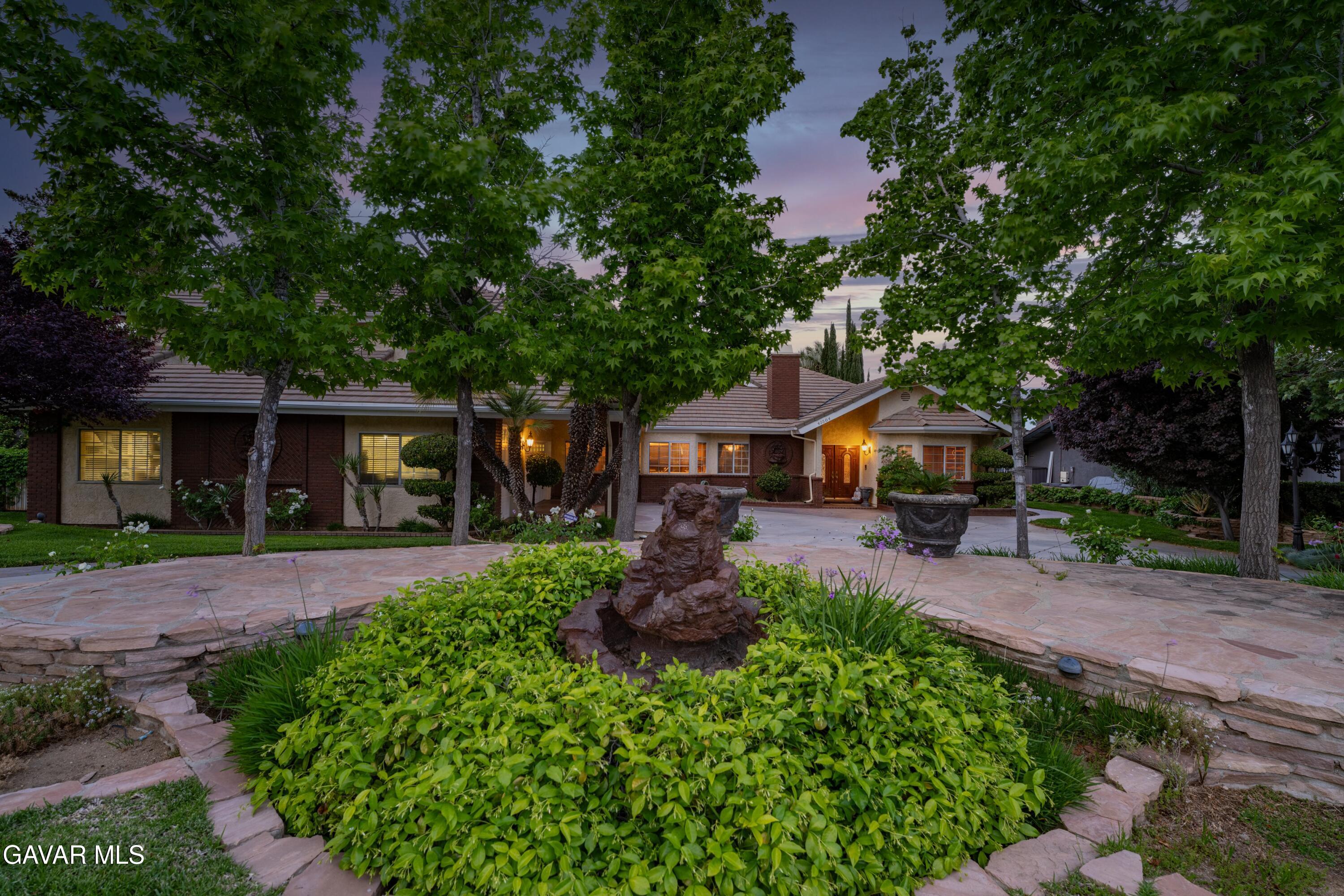41504 Mission Drive Property Photo 1