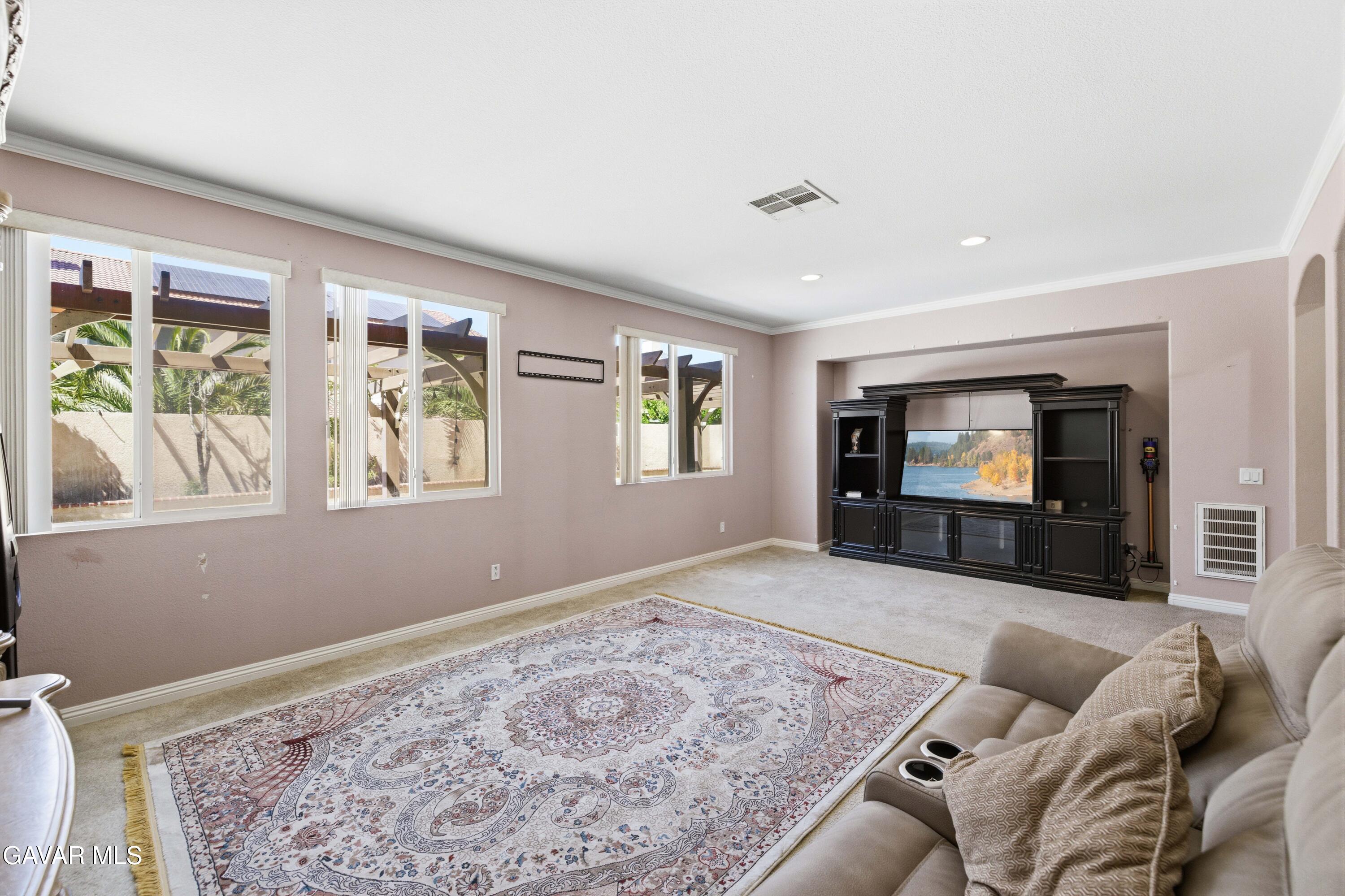 4613 W Avenue J13 Property Photo 6