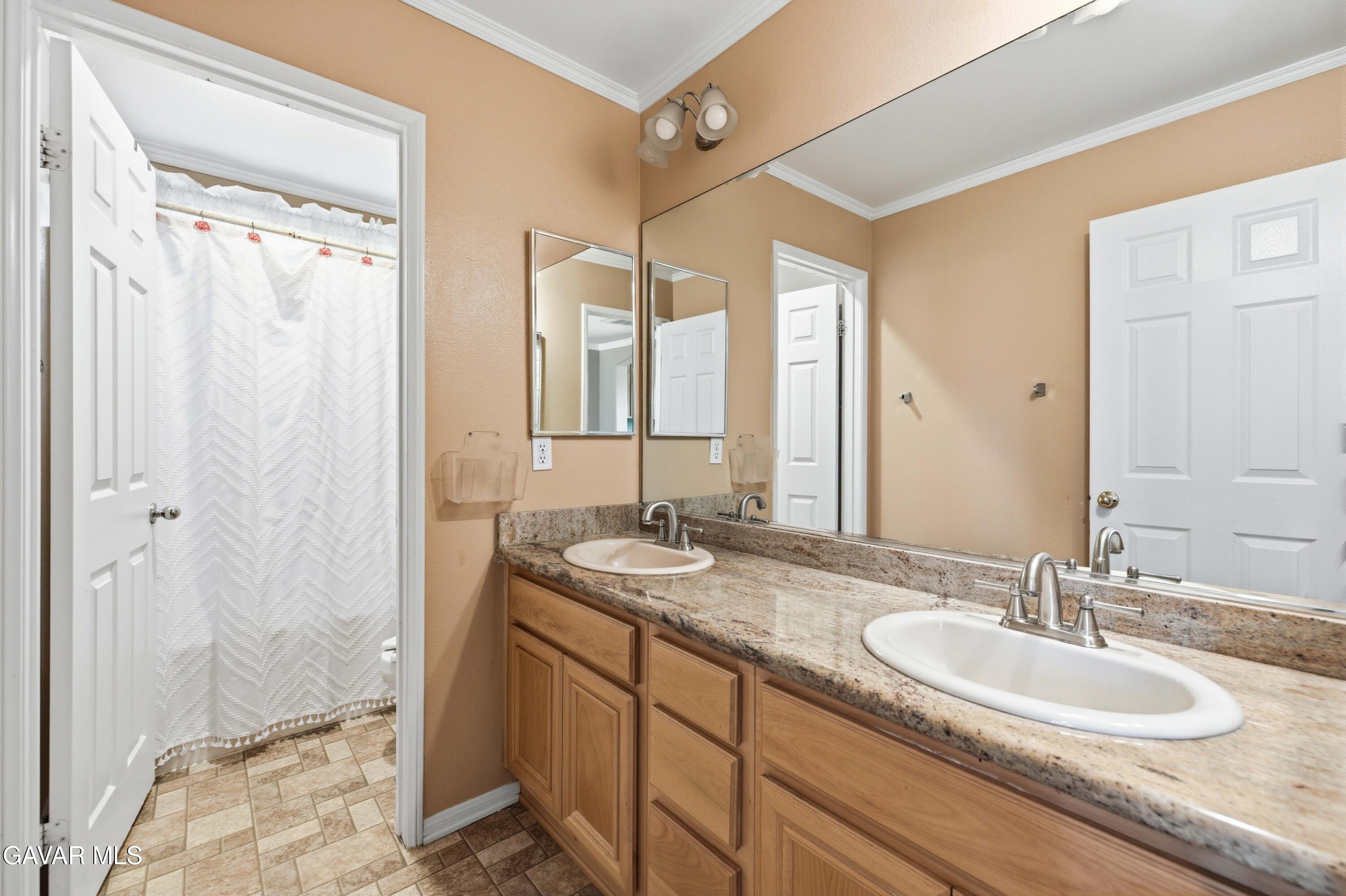 4613 W Avenue J13 Property Photo 21
