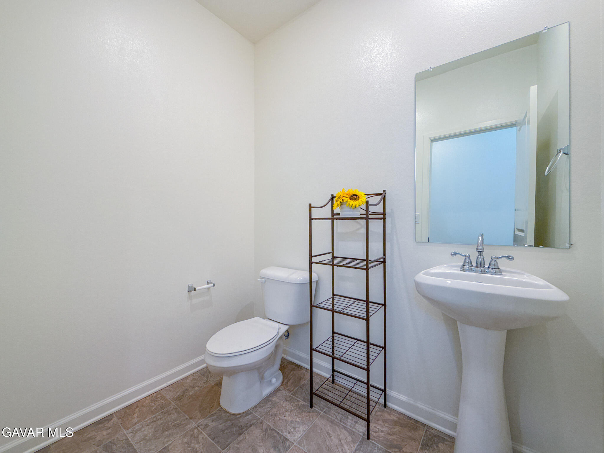 279 Galveston Lane Property Photo 9