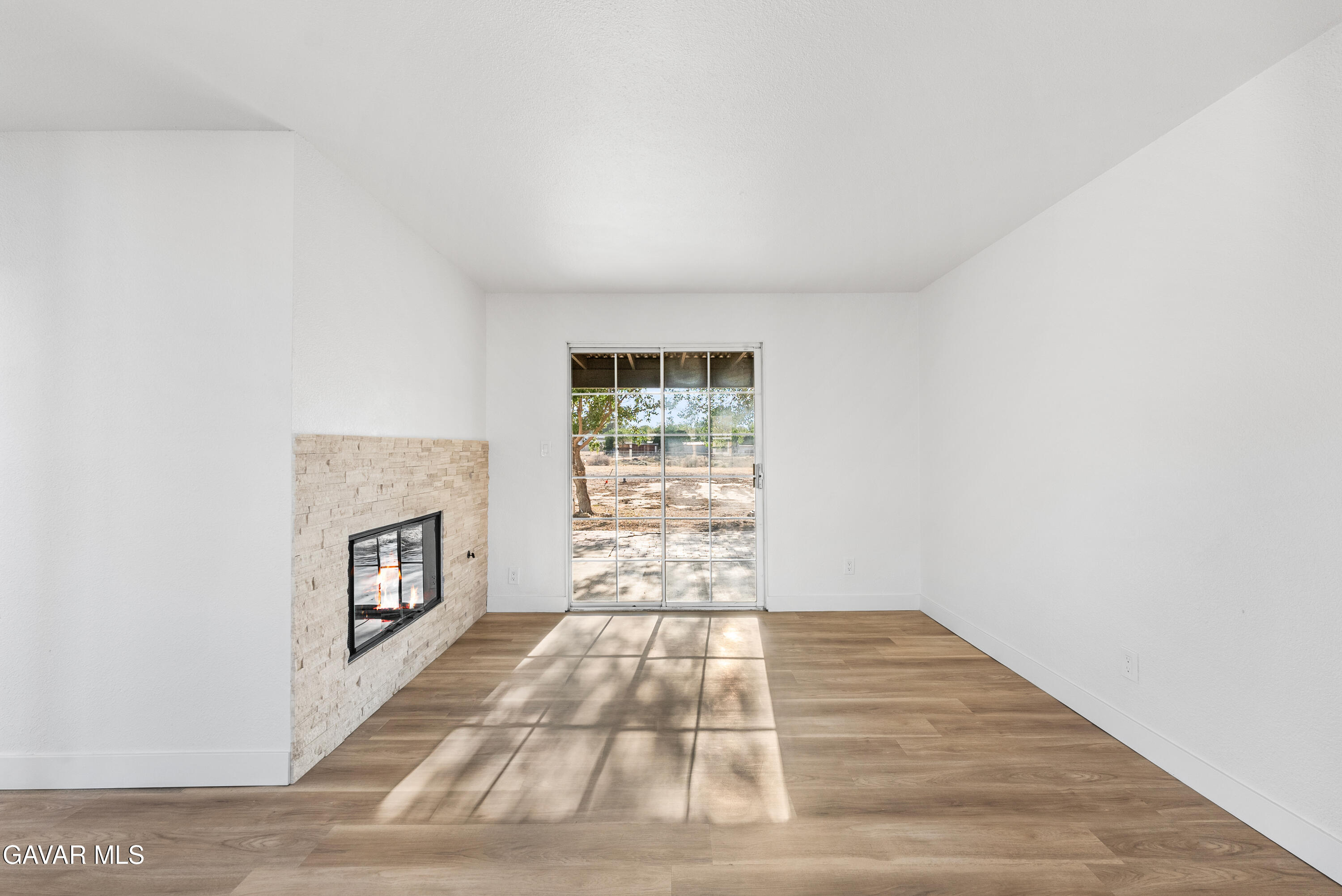 40251 Fieldspring Street Property Photo 16
