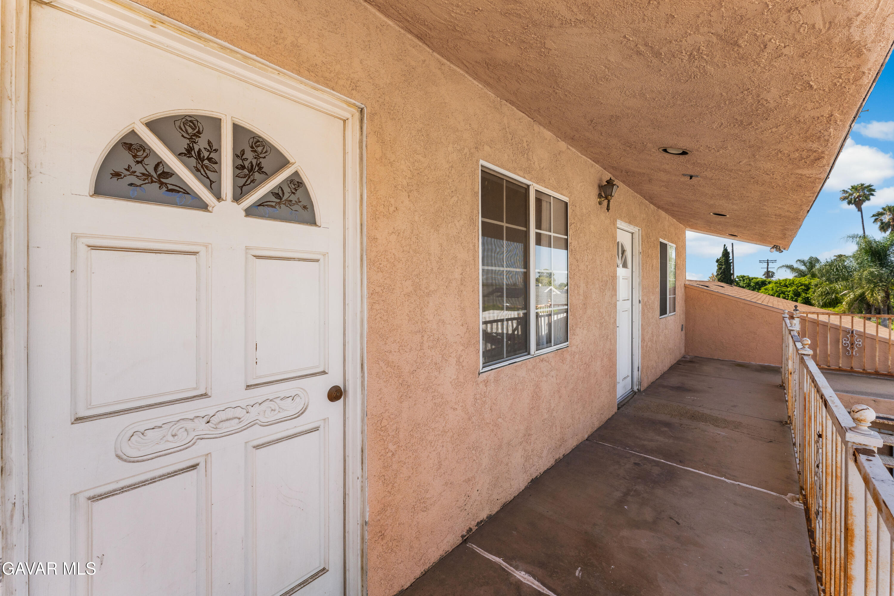 13007 Glenoaks Boulevard Property Photo 56