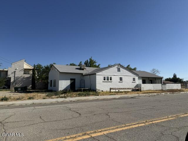 2069 Inyo Street Property Photo 2