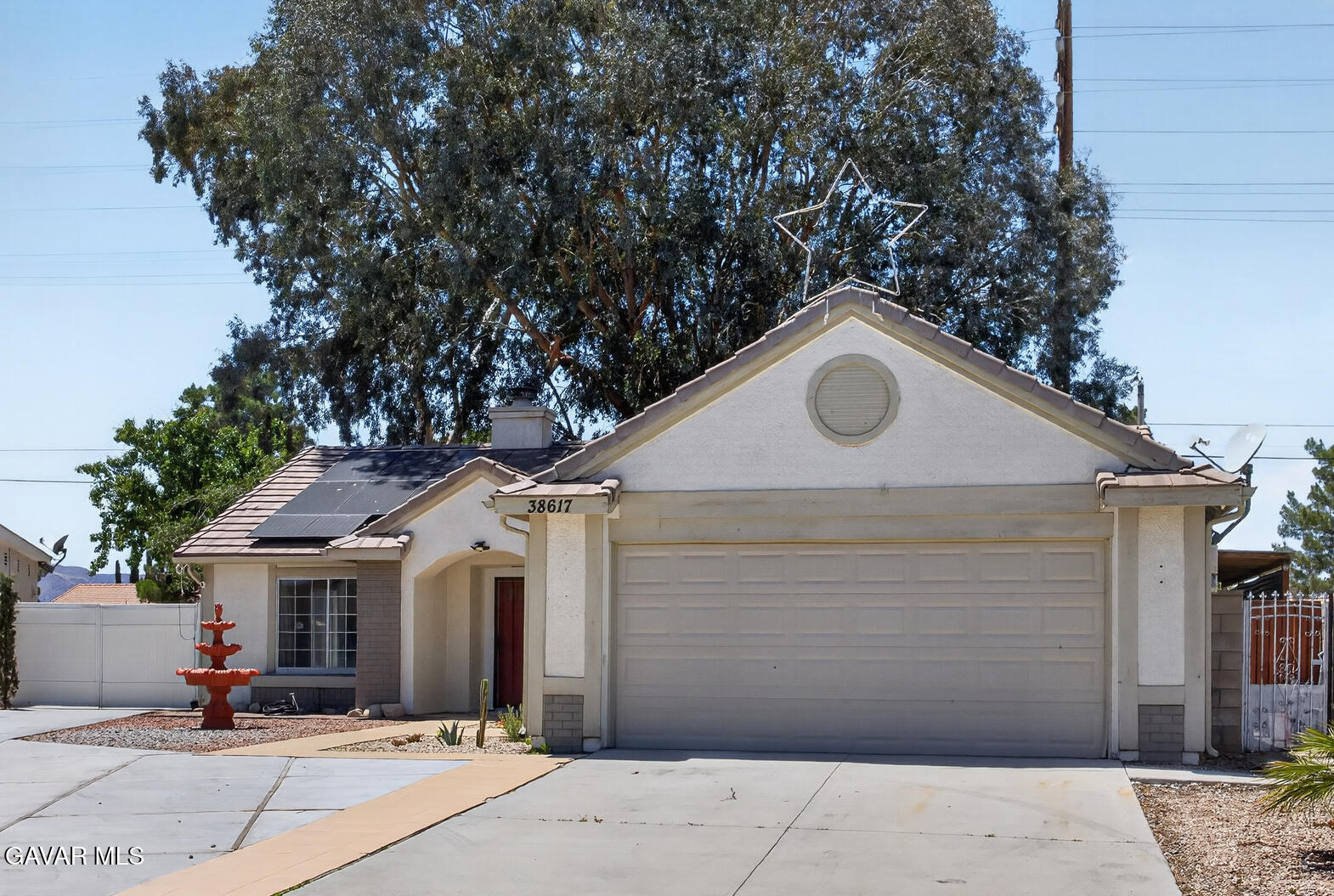 38617 Palms Place Property Photo 2