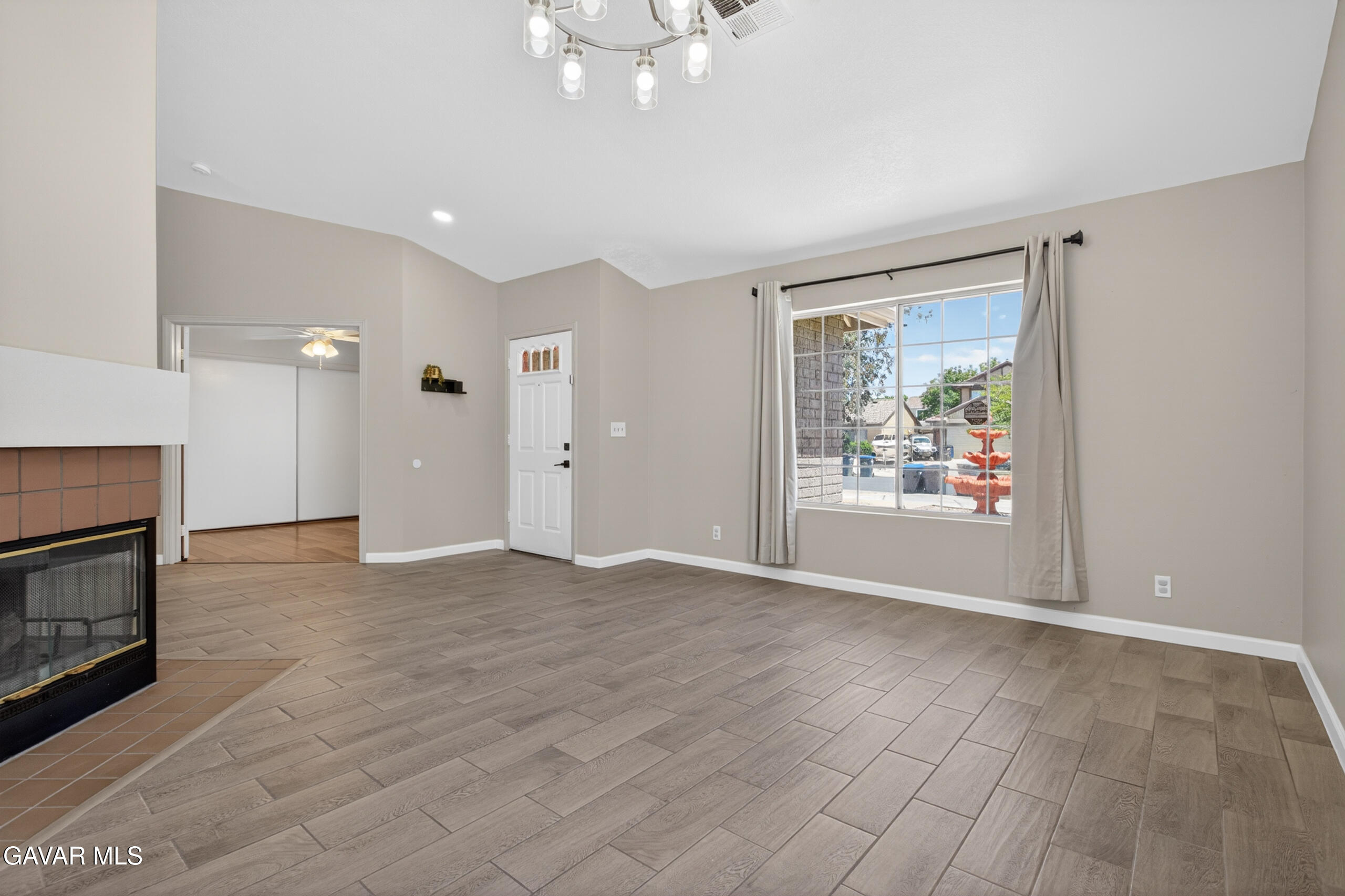 38617 Palms Place Property Photo 4