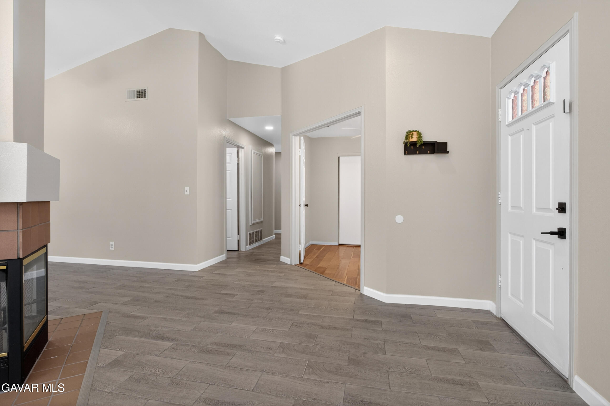 38617 Palms Place Property Photo 6