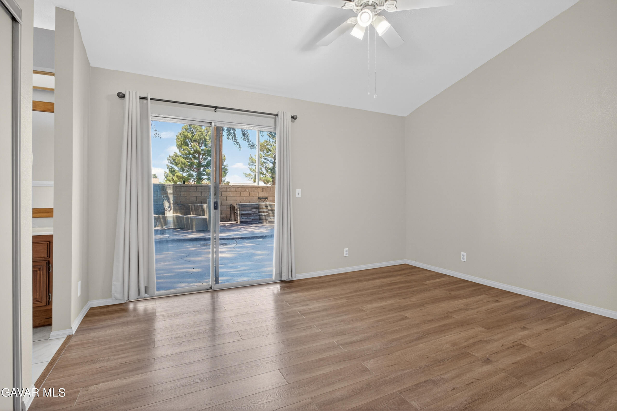 38617 Palms Place Property Photo 13