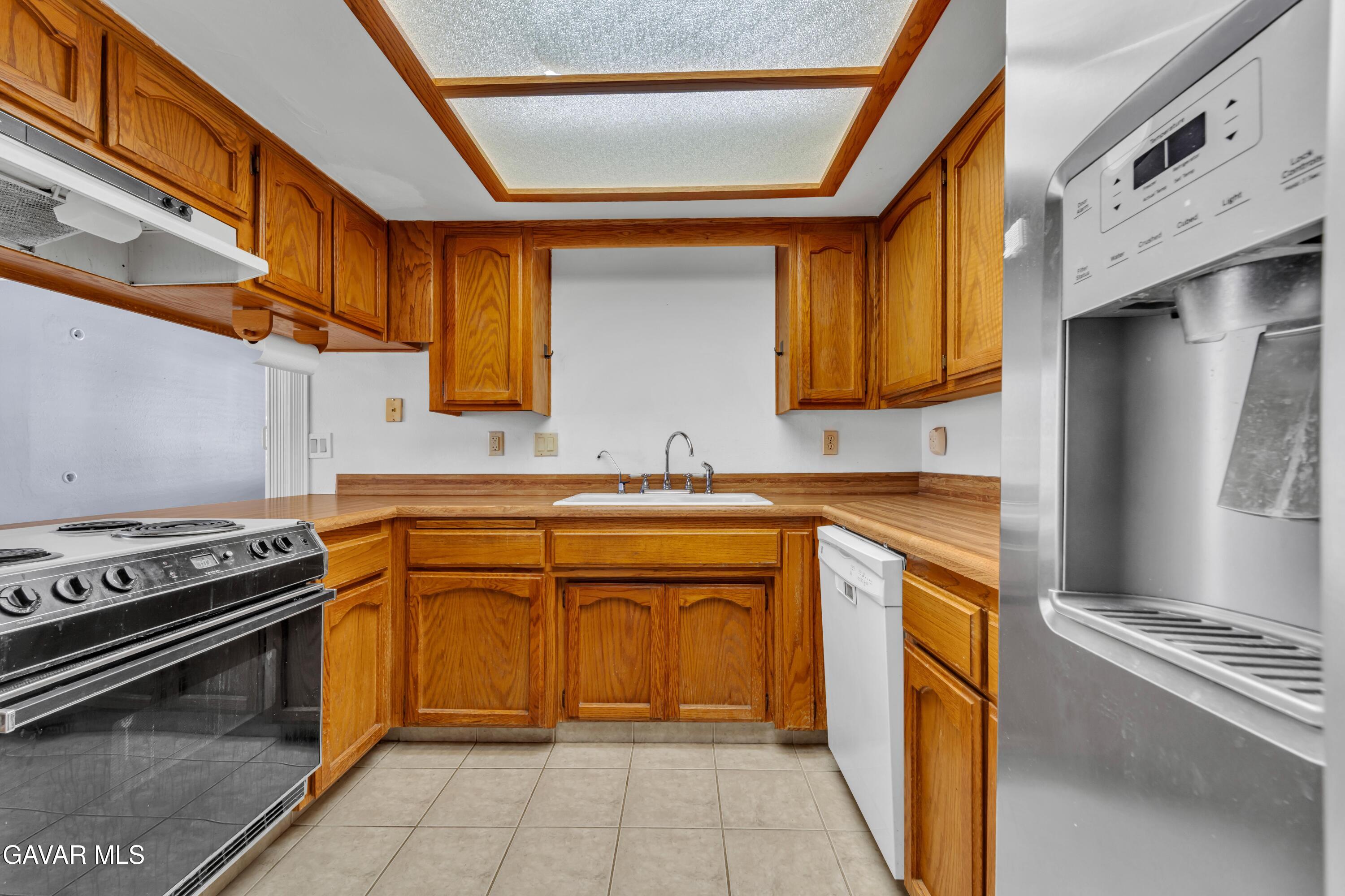 7343 Bay Avenue Property Photo 12
