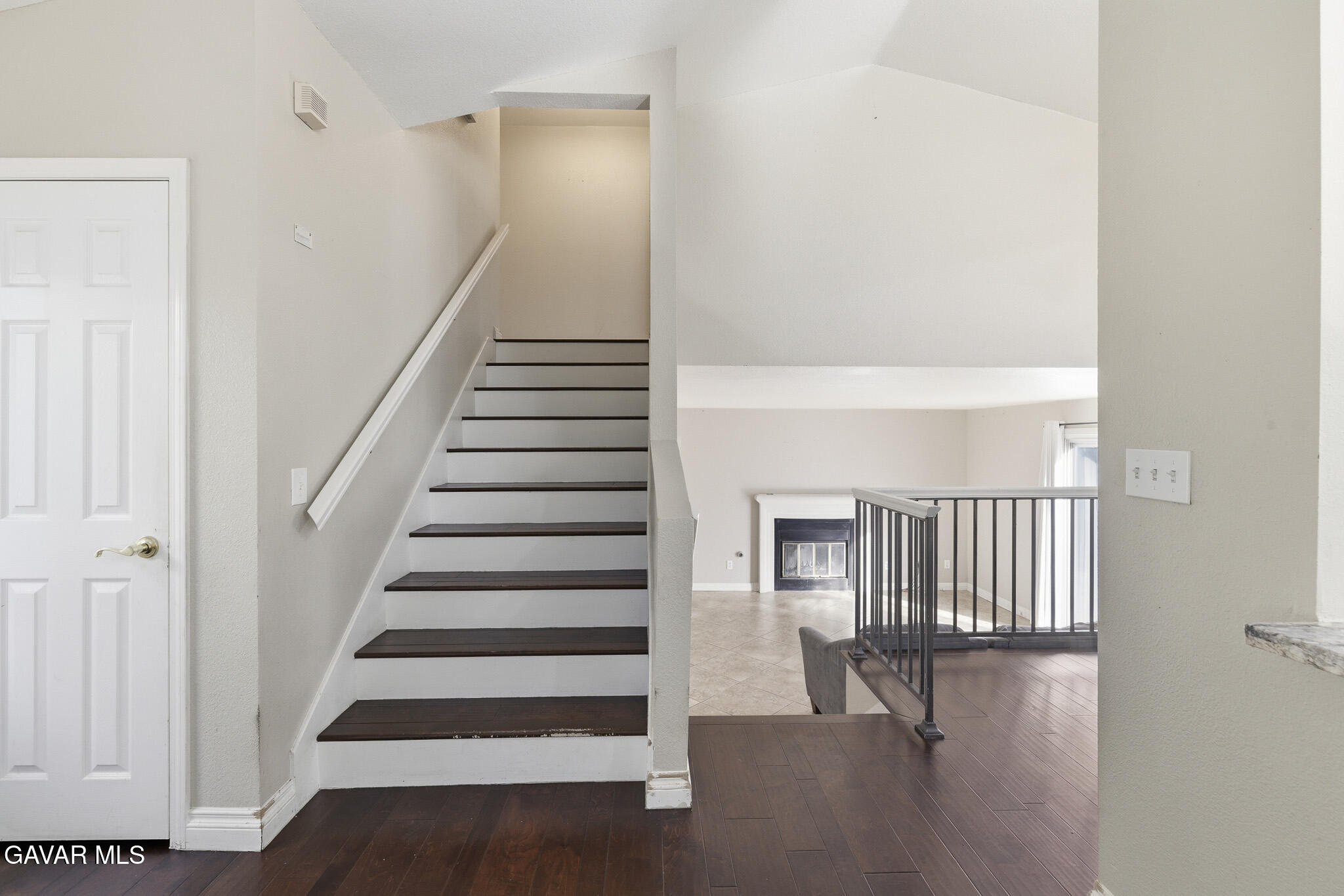 39331 Thames Court Property Photo 22