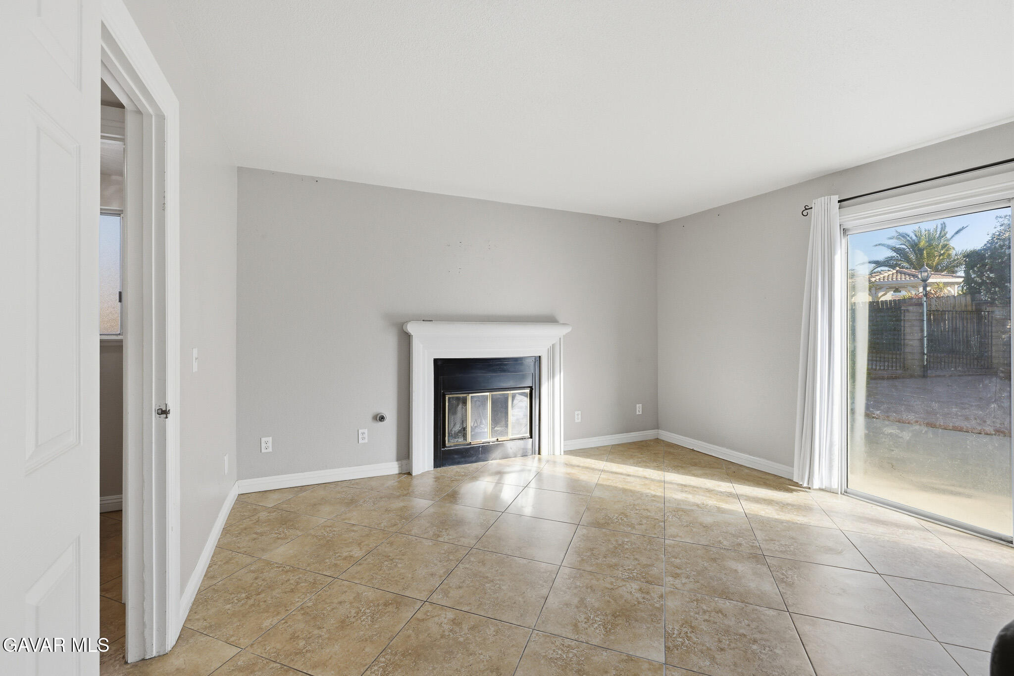 39331 Thames Court Property Photo 23