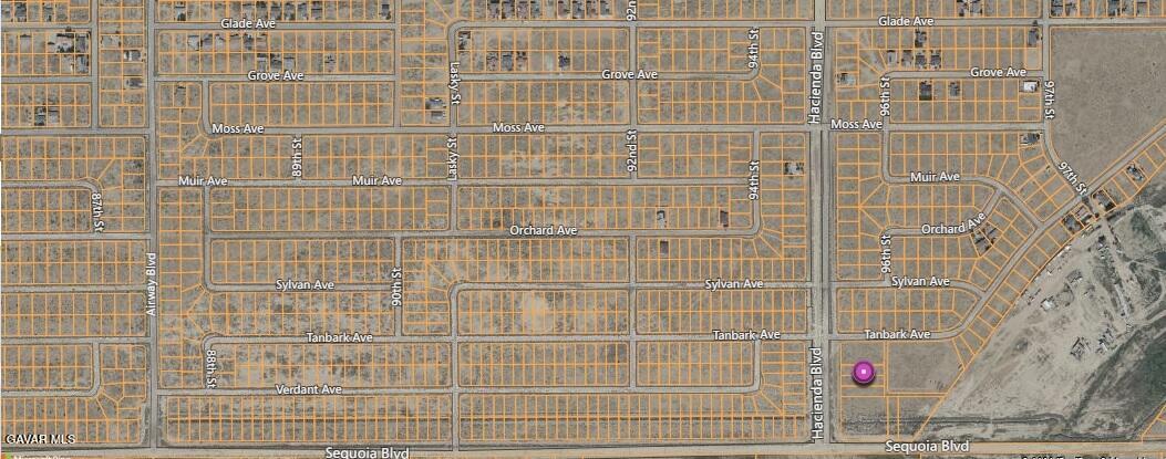 Hacienda Boulevard Property Photo 2