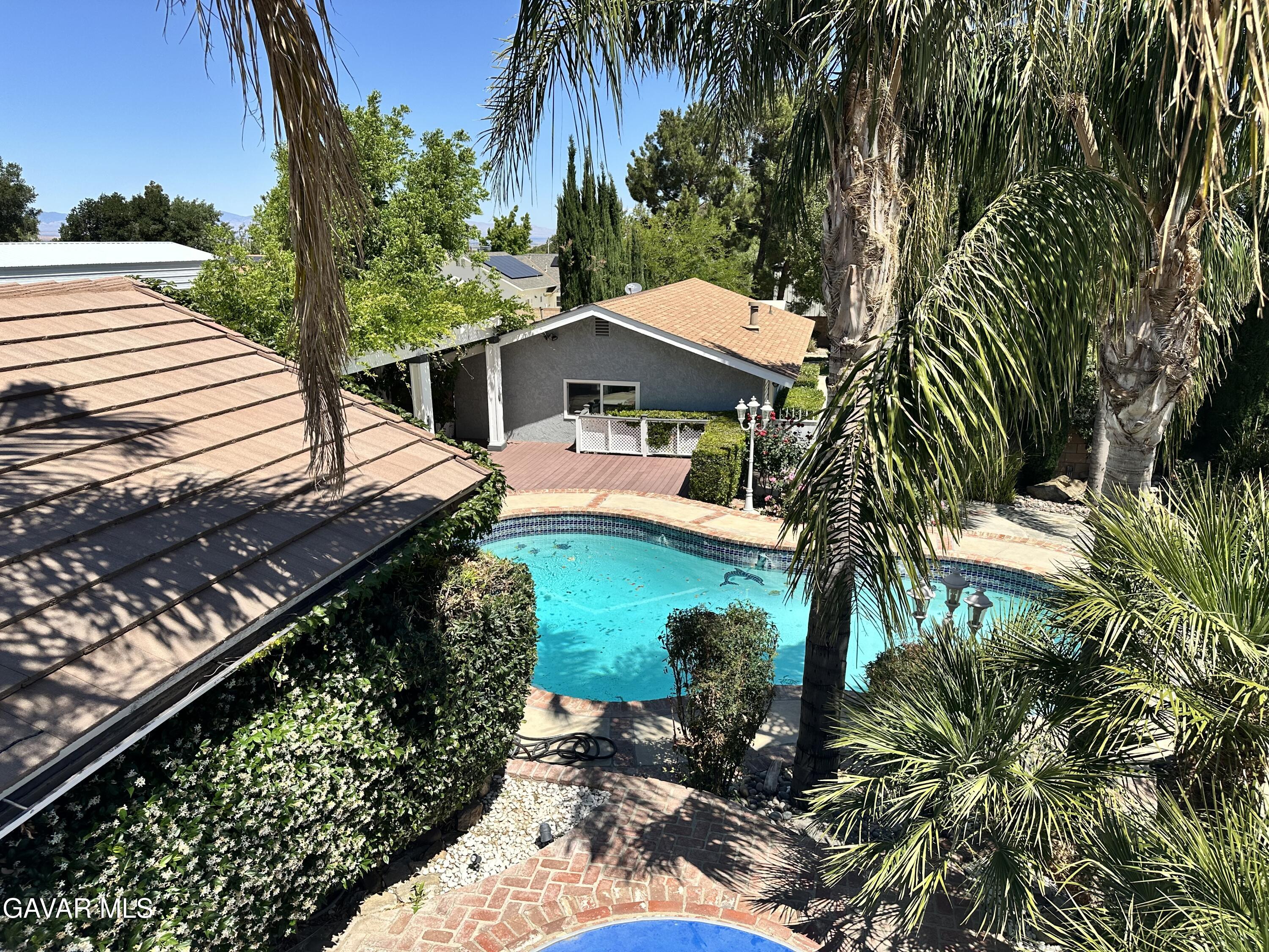 4761 W Avenue N Property Photo 3