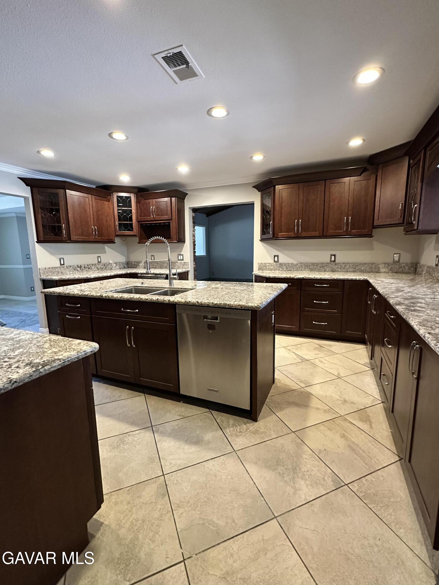 4761 W Avenue N Property Photo 26