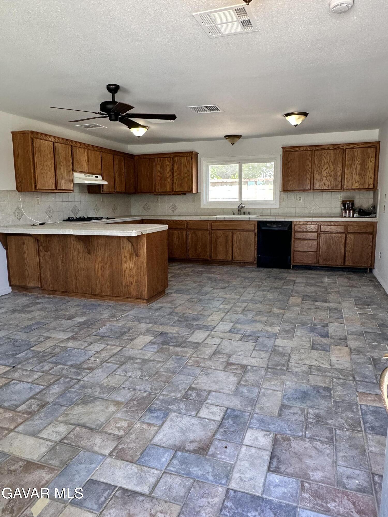 4761 W Avenue N Property Photo 59