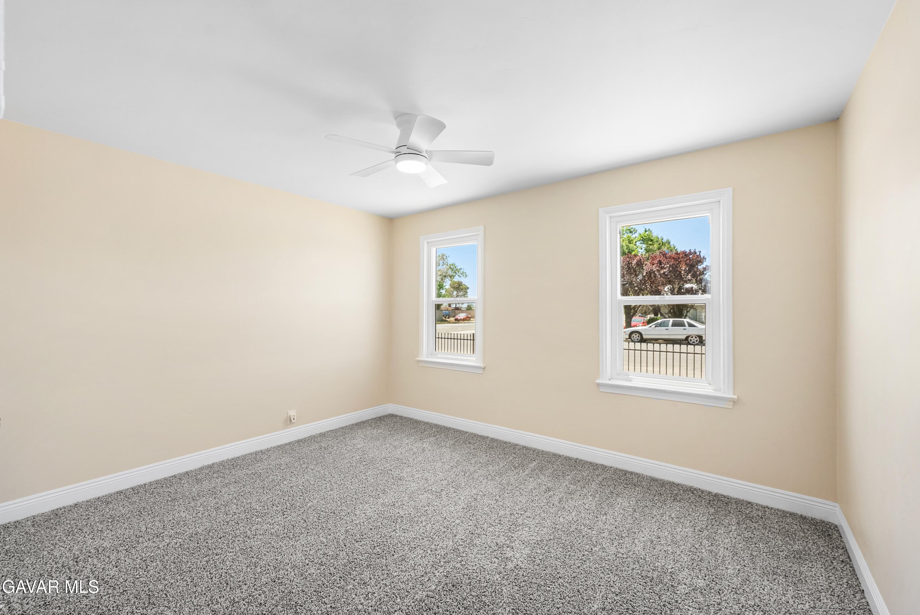 2901 Desert Street Property Photo 17
