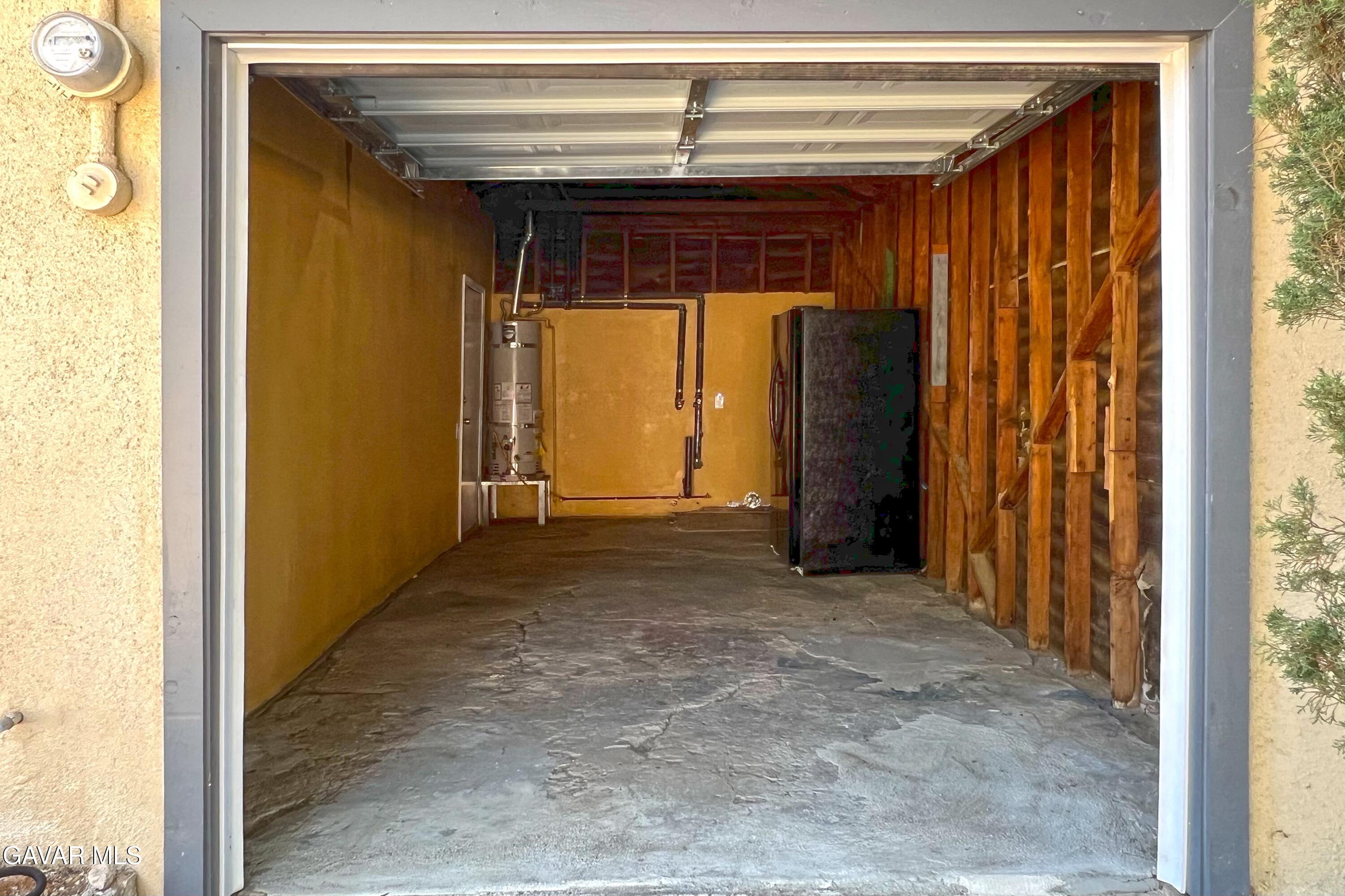 2901 Desert Street Property Photo 26