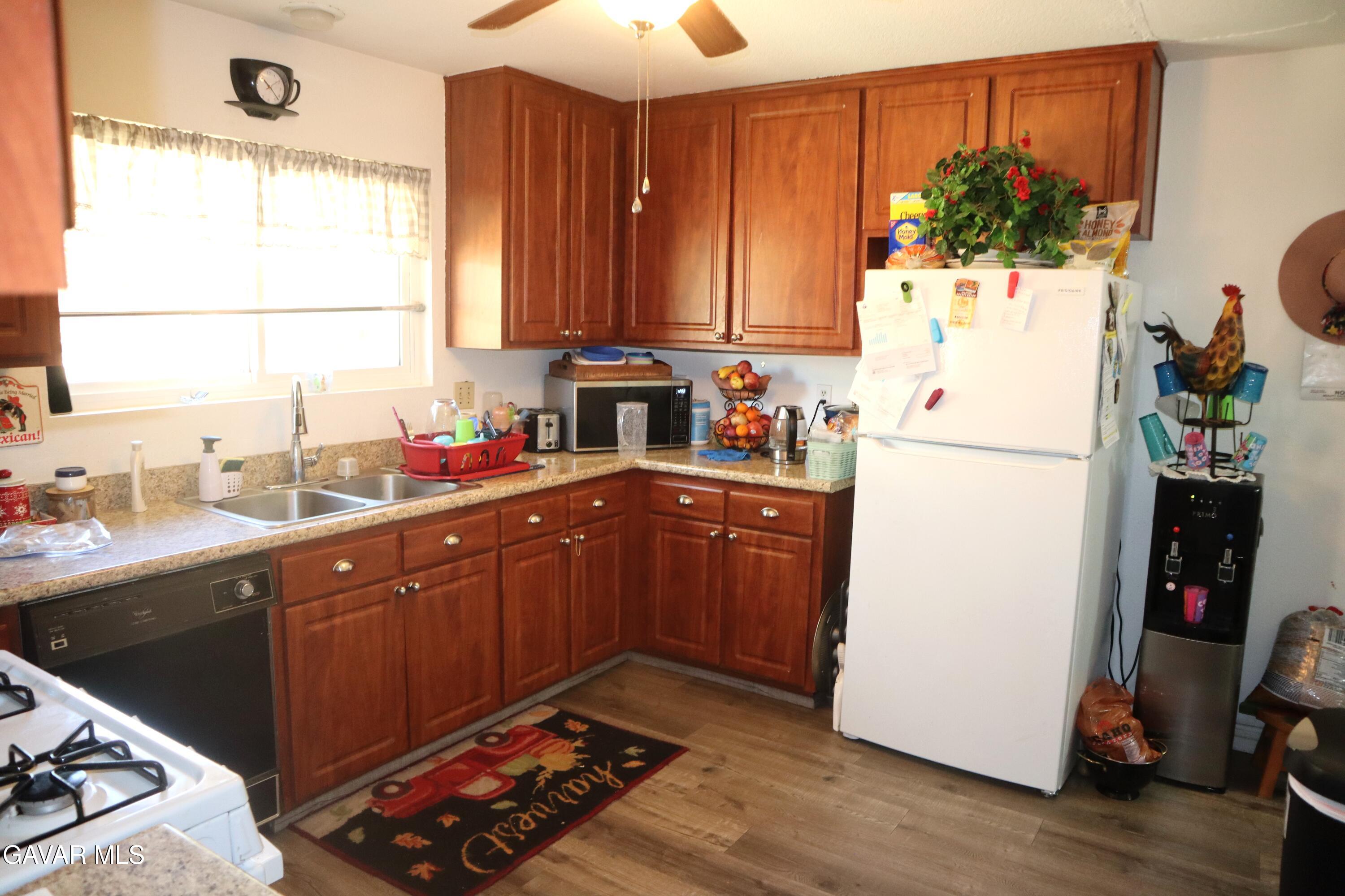 14955 Elizabeth Lake Road Property Photo 7