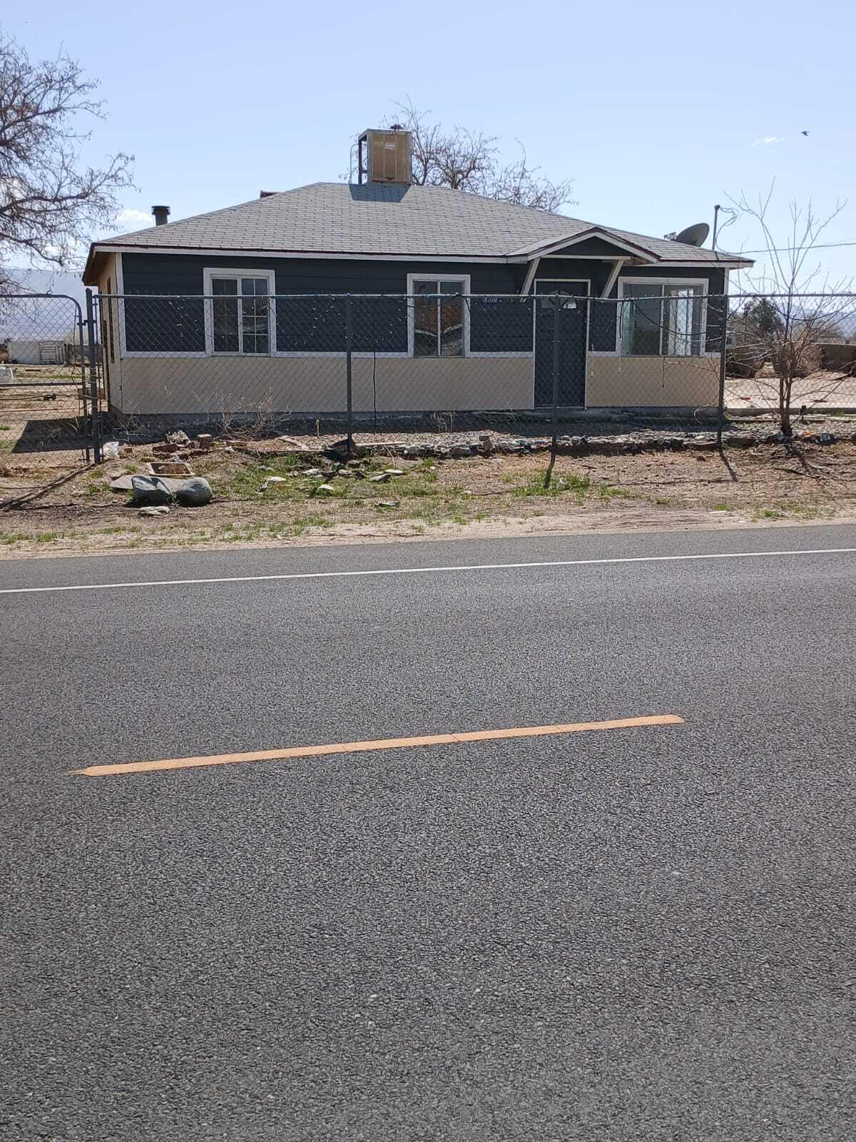 11028 E Avenue R Property Photo 1