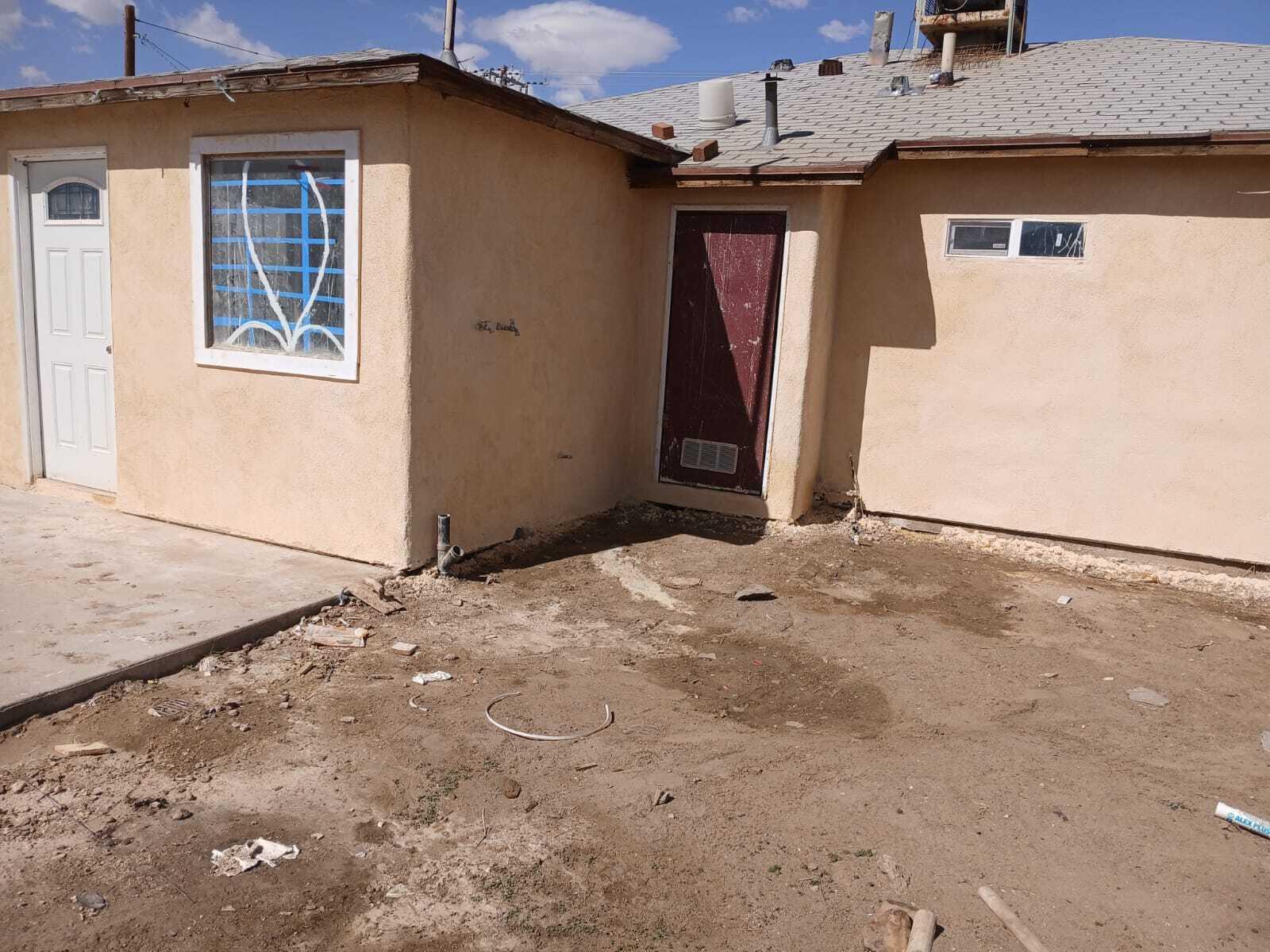 11028 E Avenue R Property Photo 9