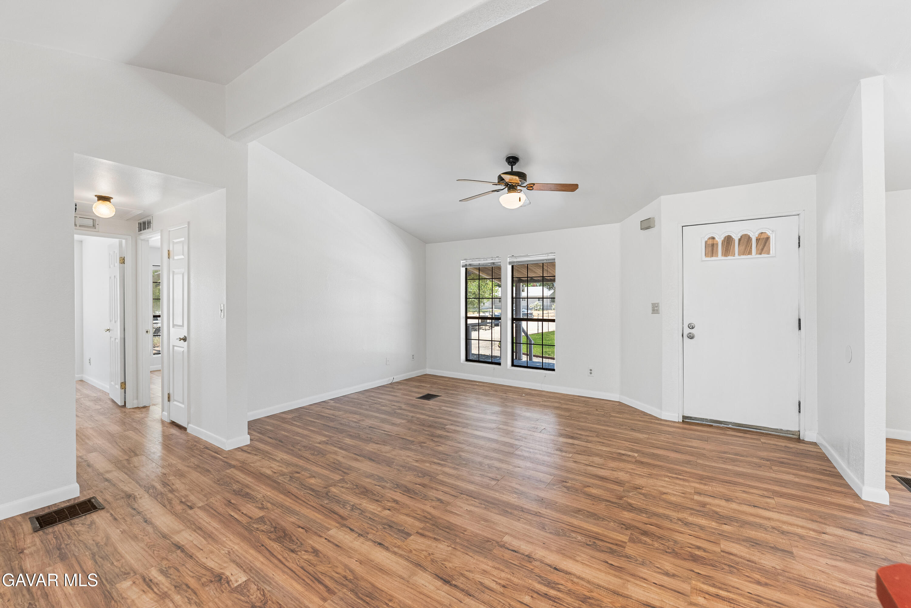 3609 E Avenue H2 Property Photo 12