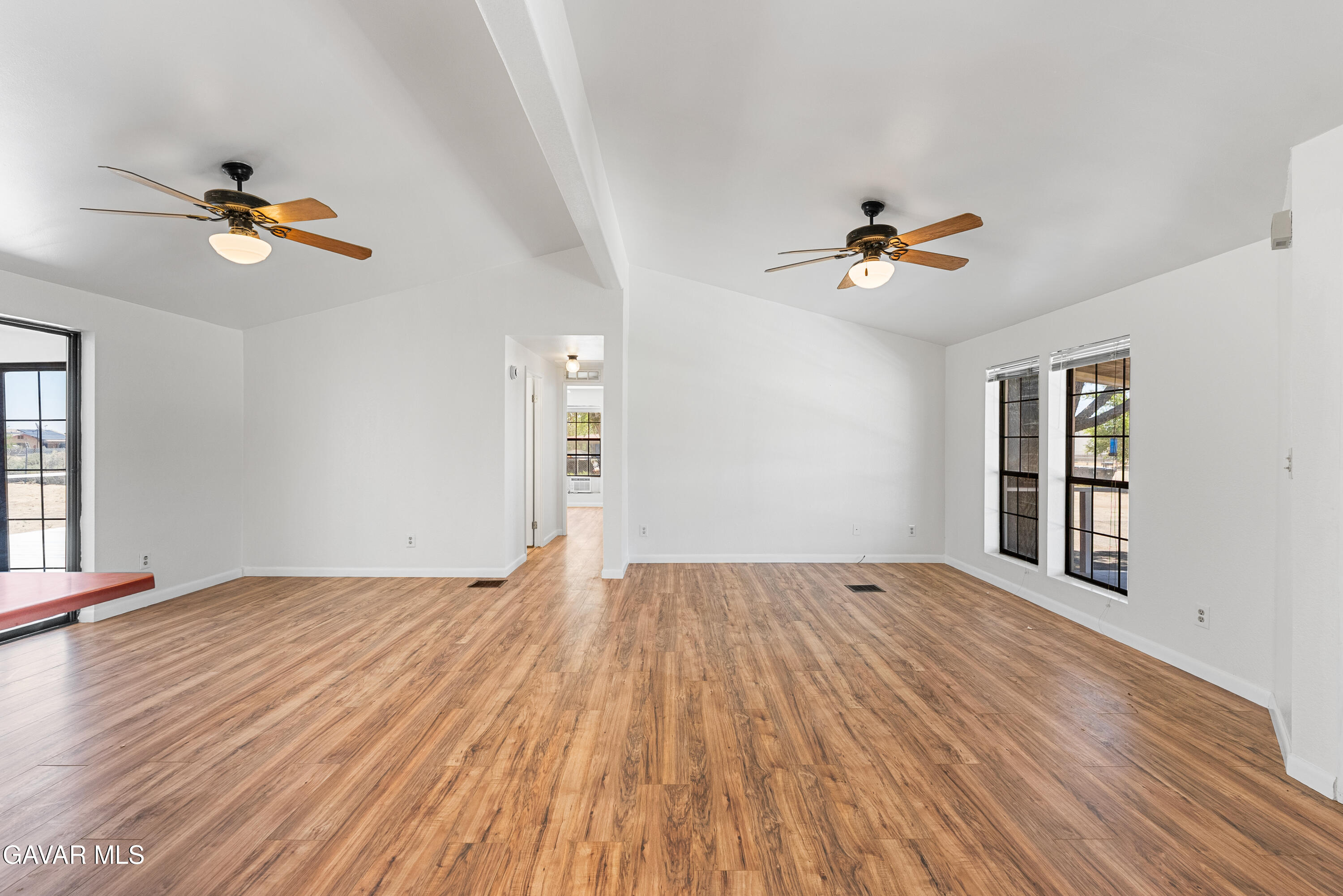 3609 E Avenue H2 Property Photo 13