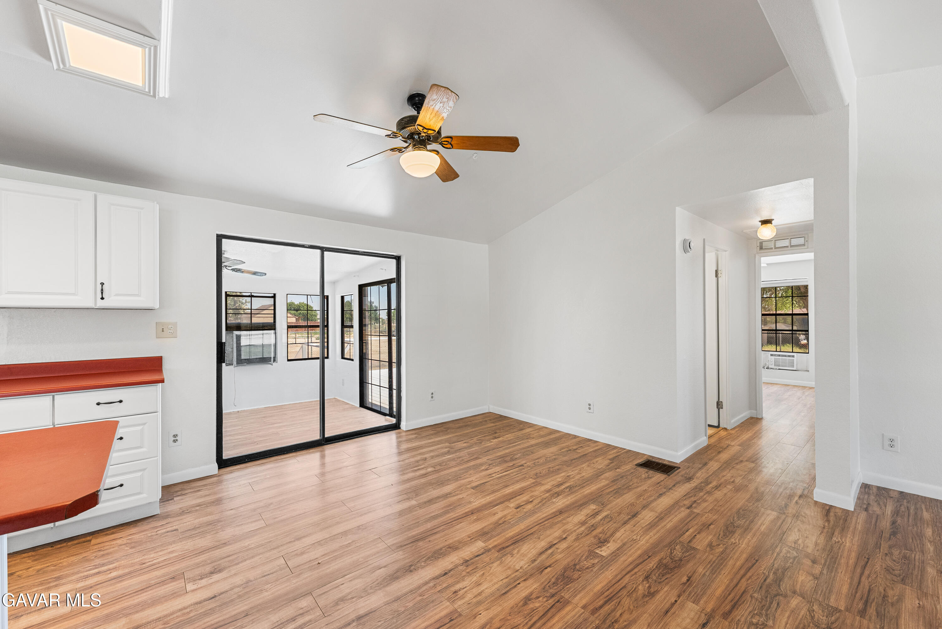 3609 E Avenue H2 Property Photo 22