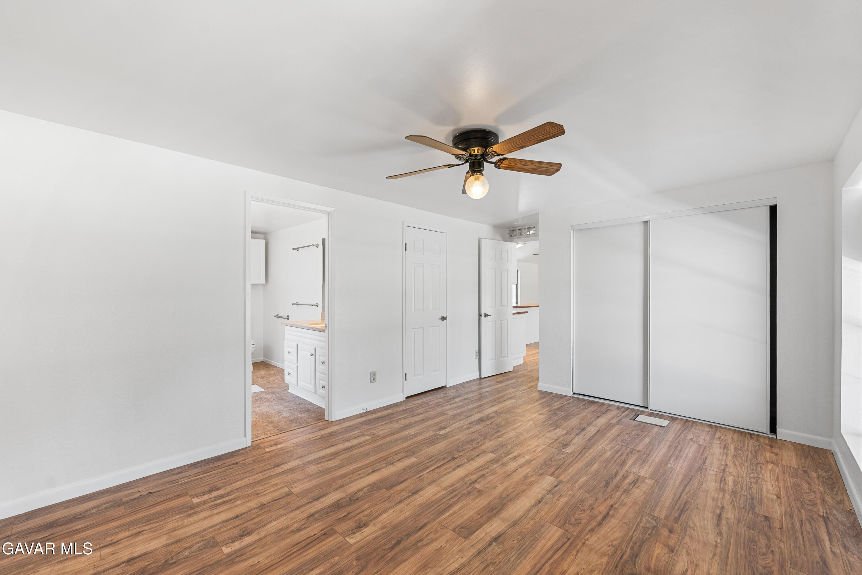 3609 E Avenue H2 Property Photo 31