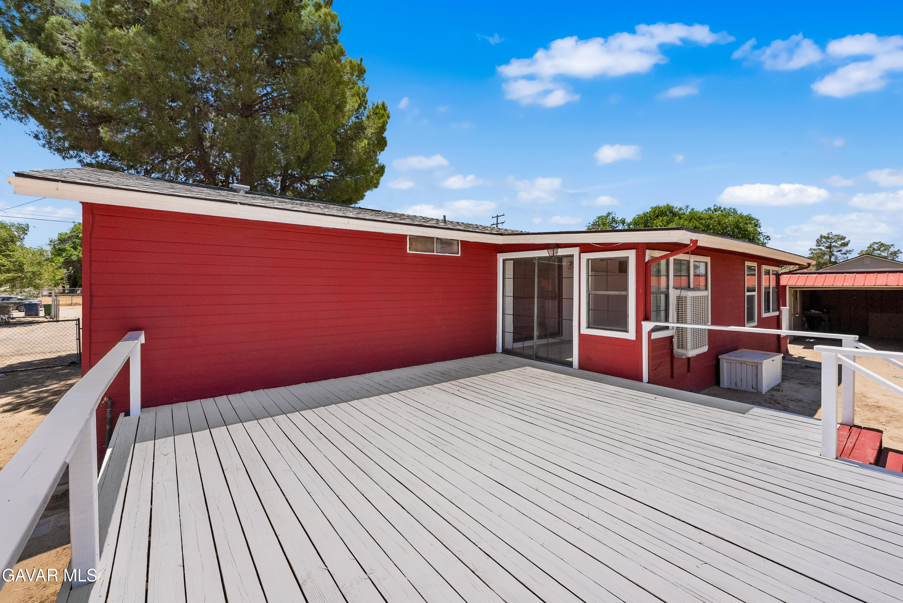 3609 E Avenue H2 Property Photo 43