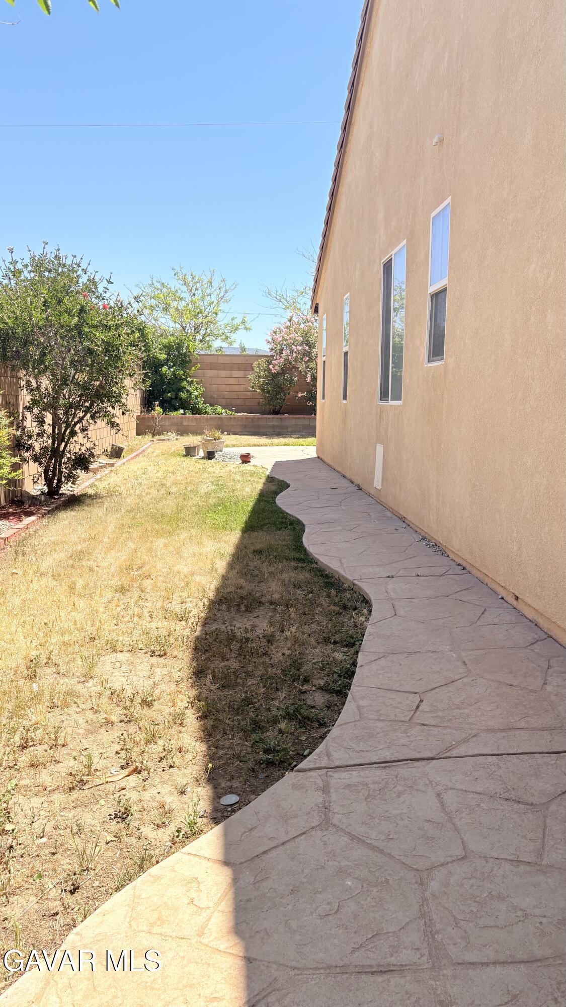 5824 Balmont Street Property Photo 18