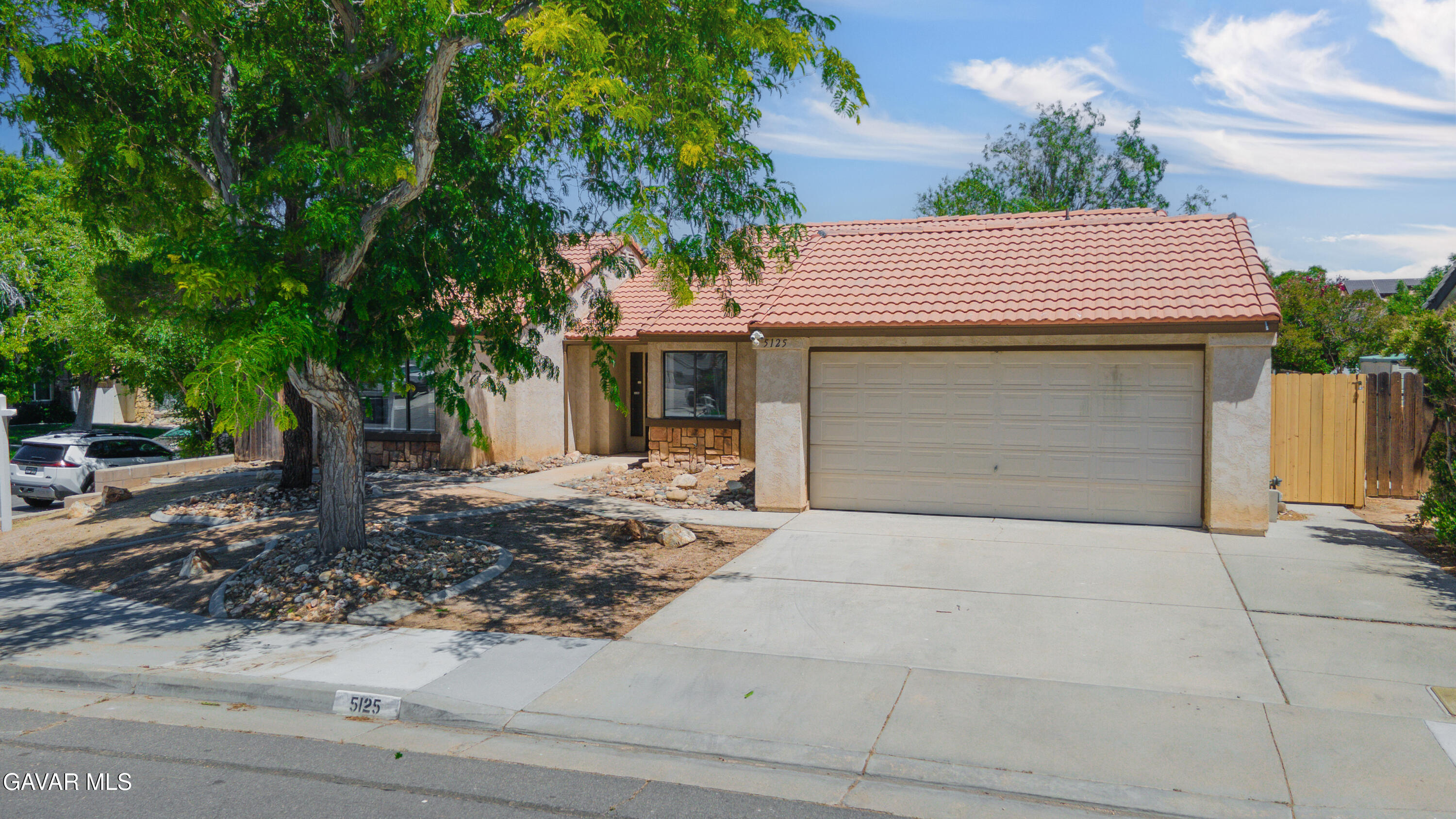 5125 Ruby Court Property Photo 2
