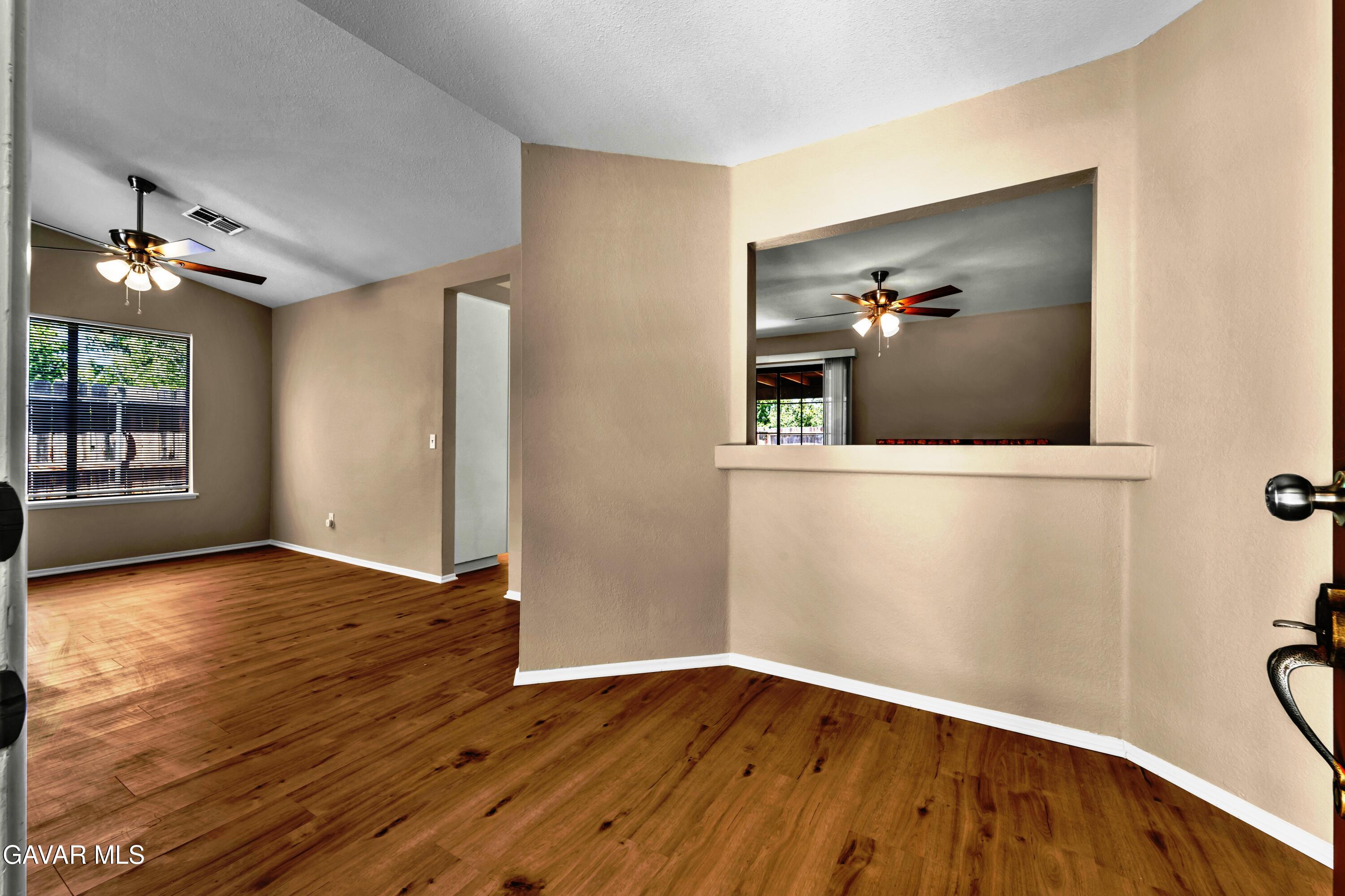 5125 Ruby Court Property Photo 10