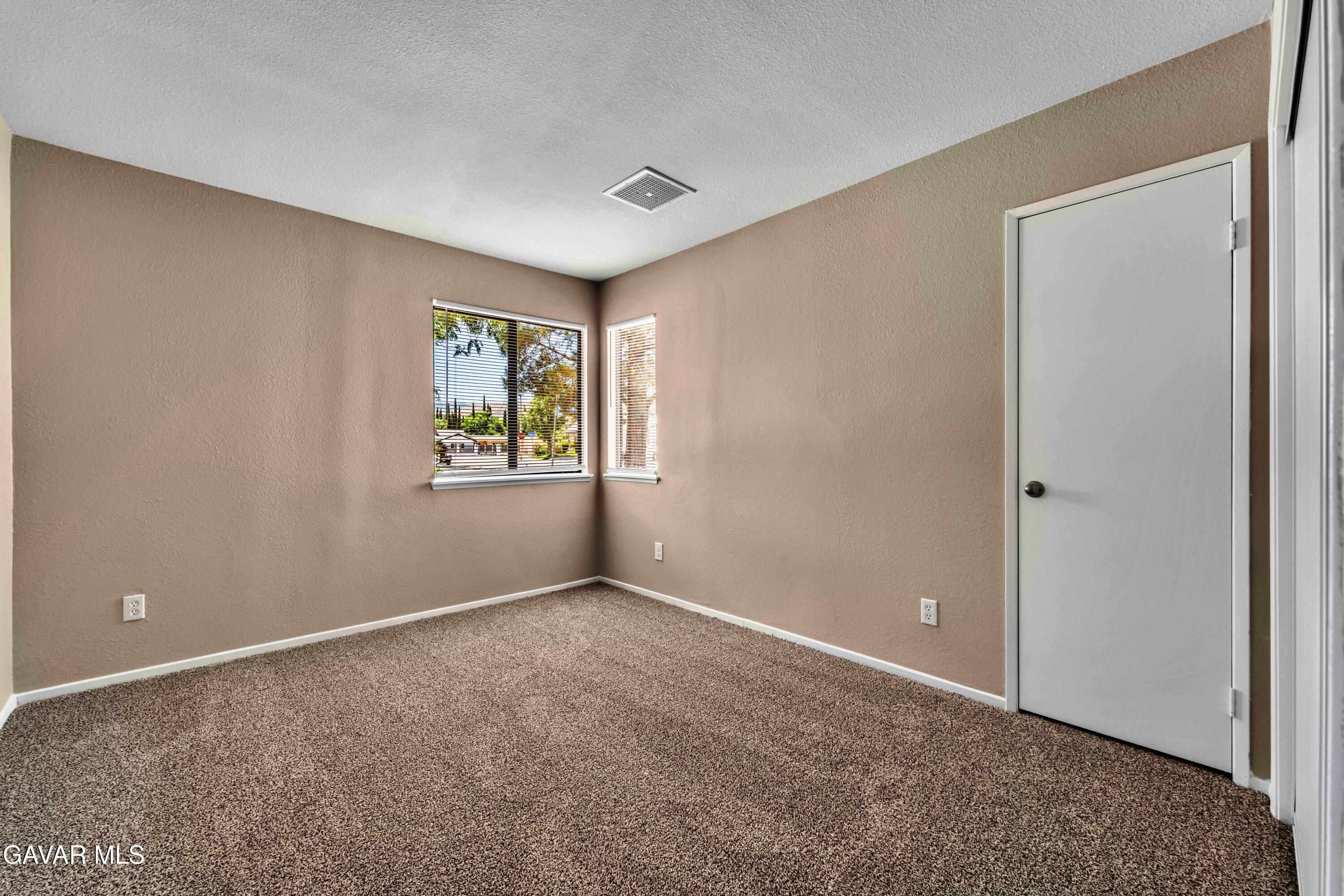 5125 Ruby Court Property Photo 14