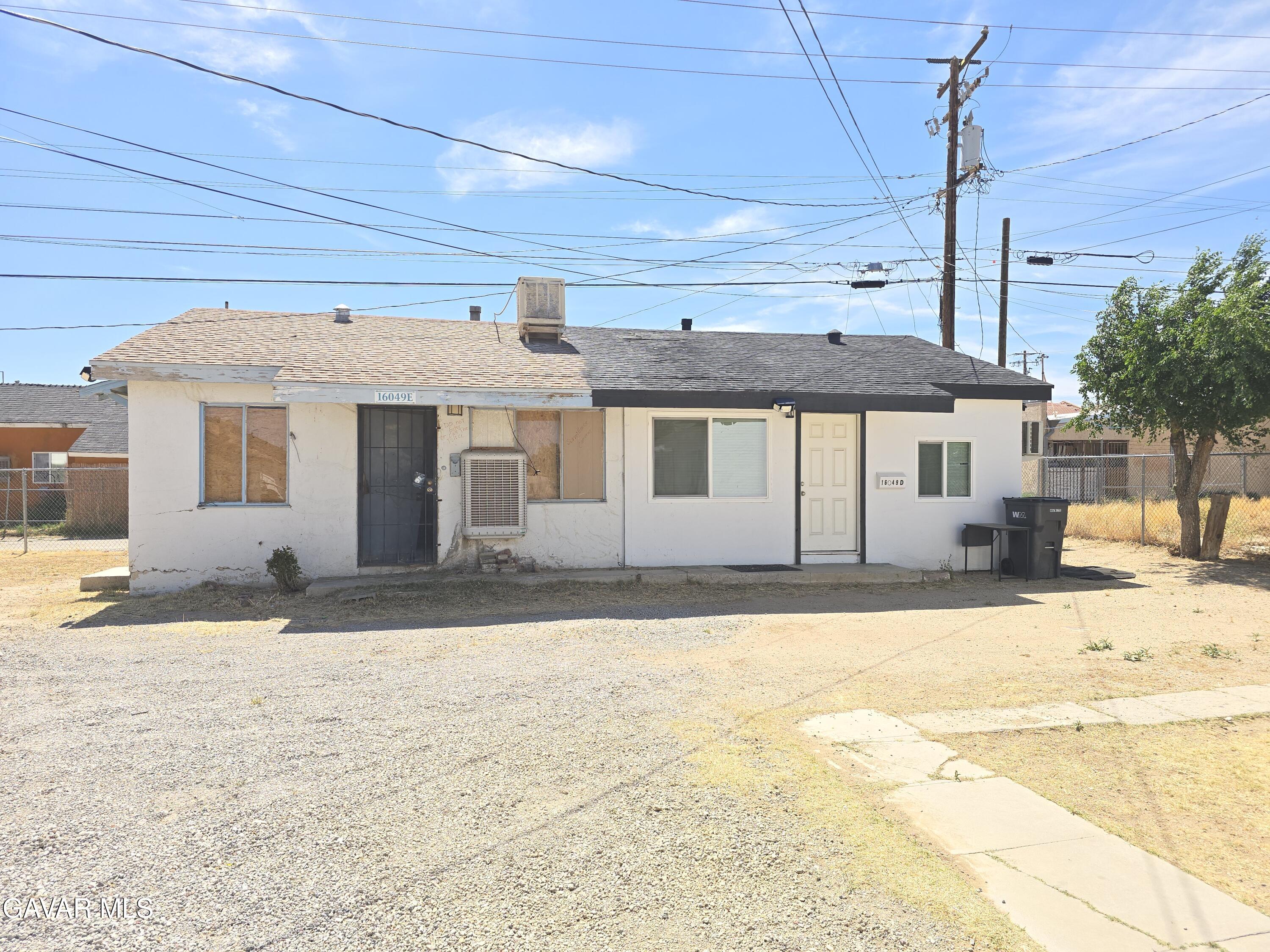 16039 L Street Property Photo 8