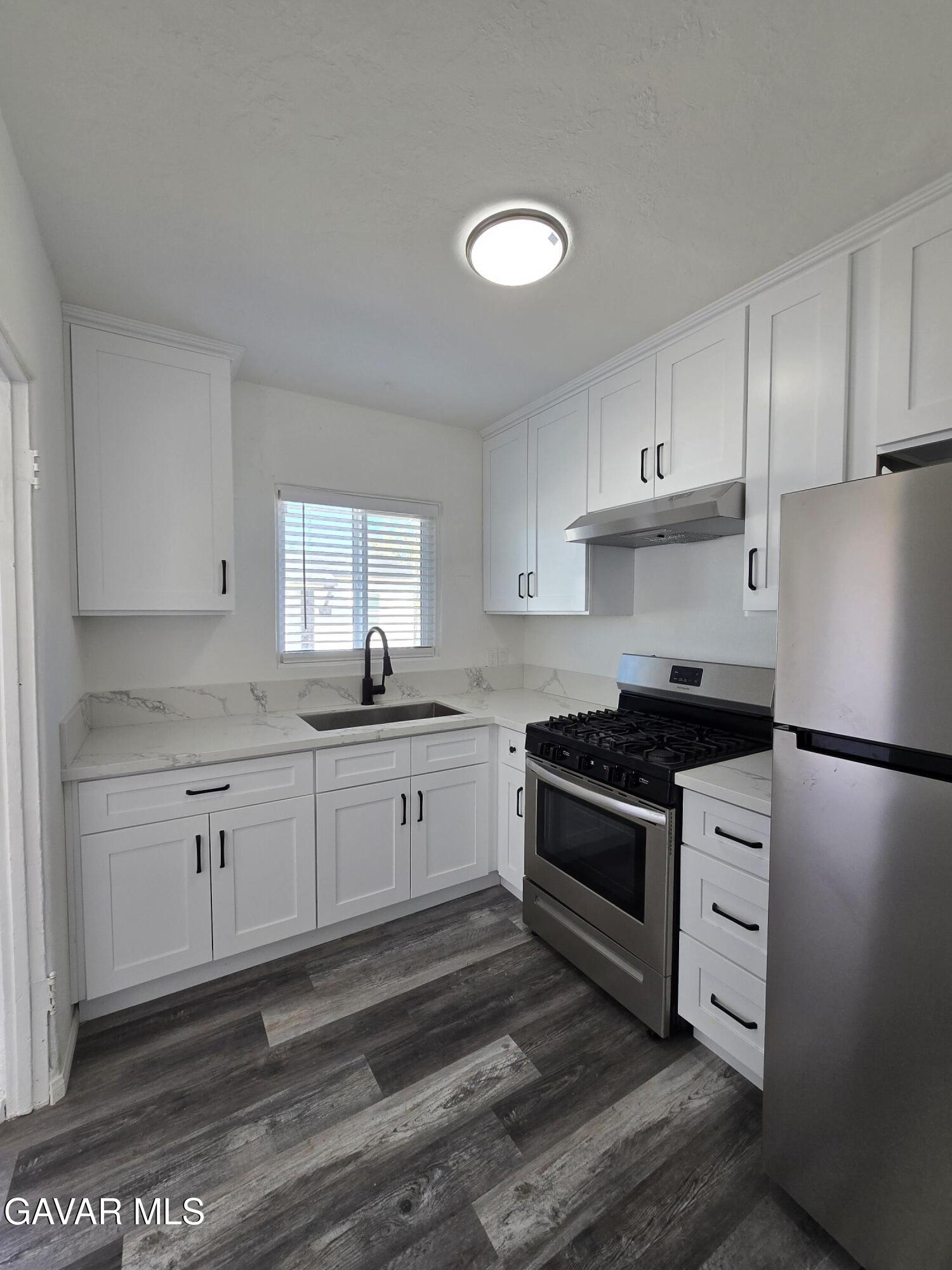 16039 L Street Property Photo 38