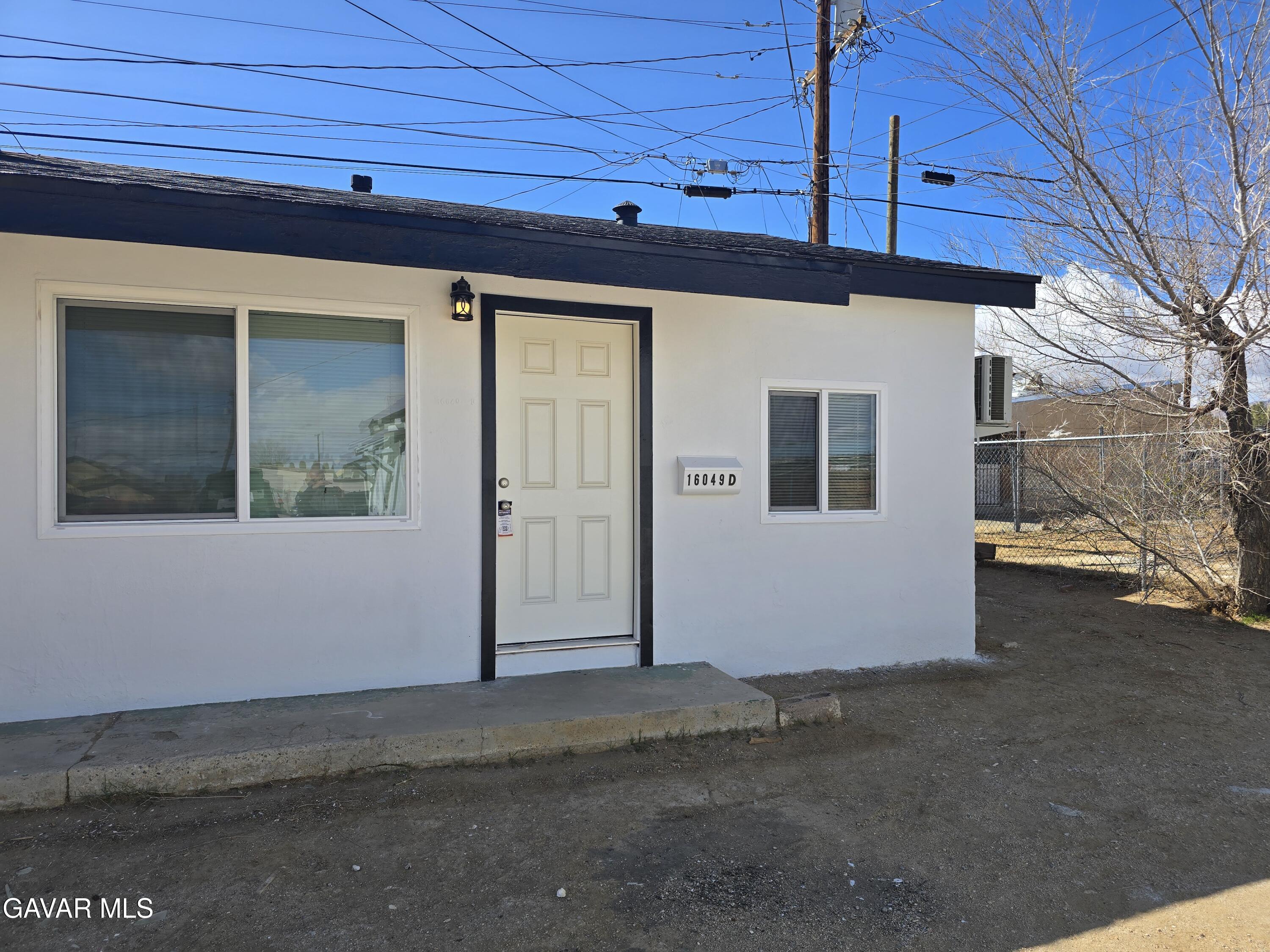 16039 L Street Property Photo 46