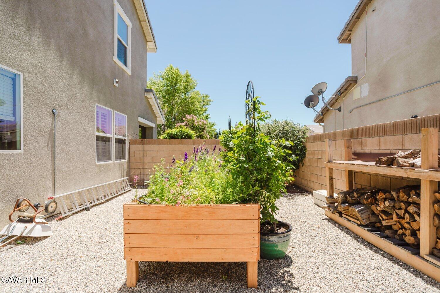 4301 W Avenue J7 Property Photo 46