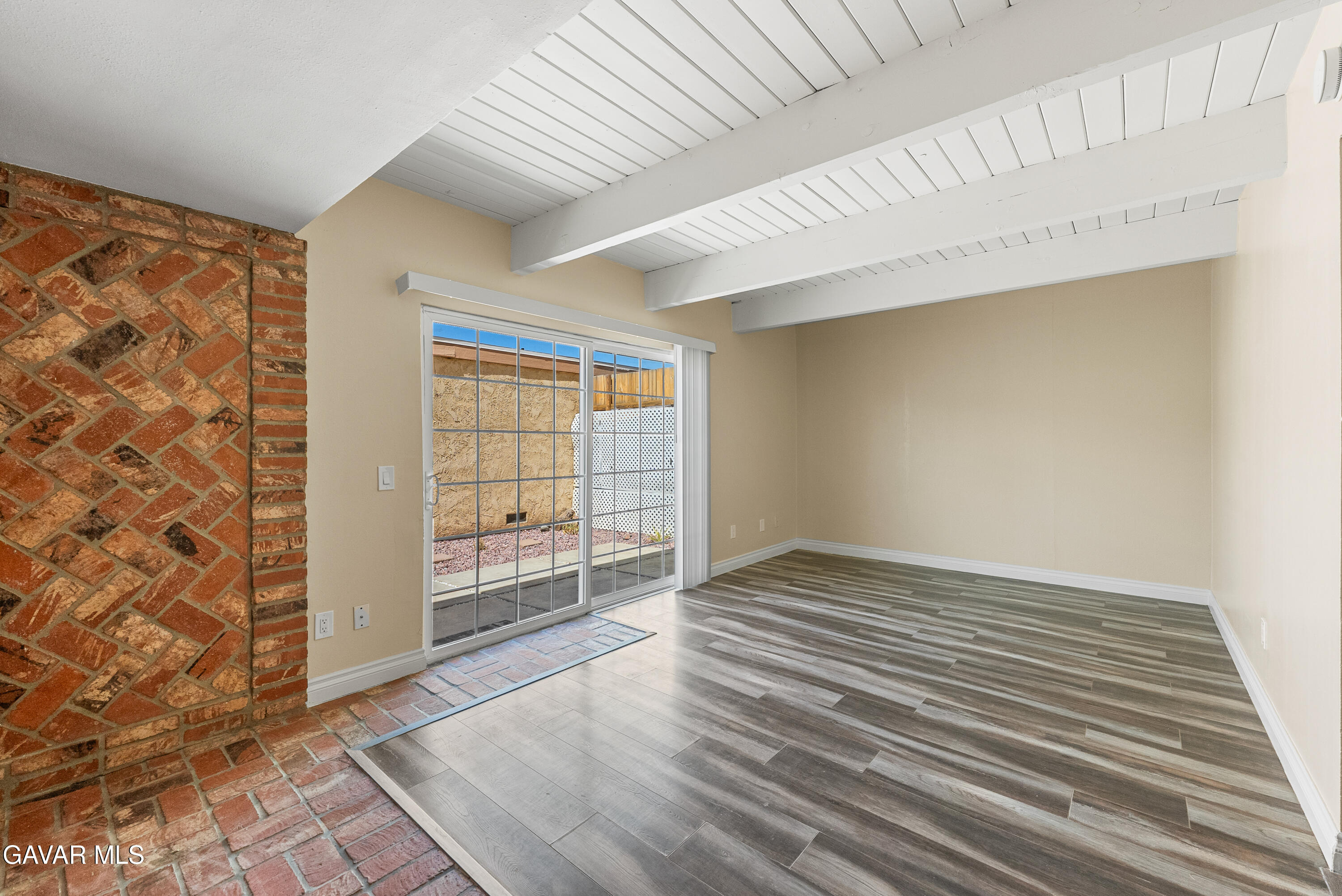 43629 Stanridge Avenue Property Photo 10