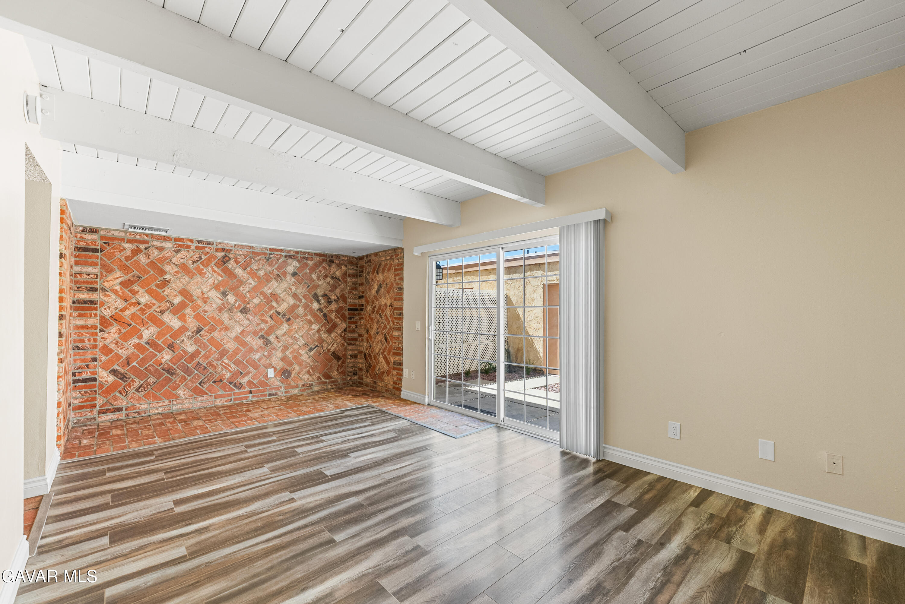 43629 Stanridge Avenue Property Photo 14