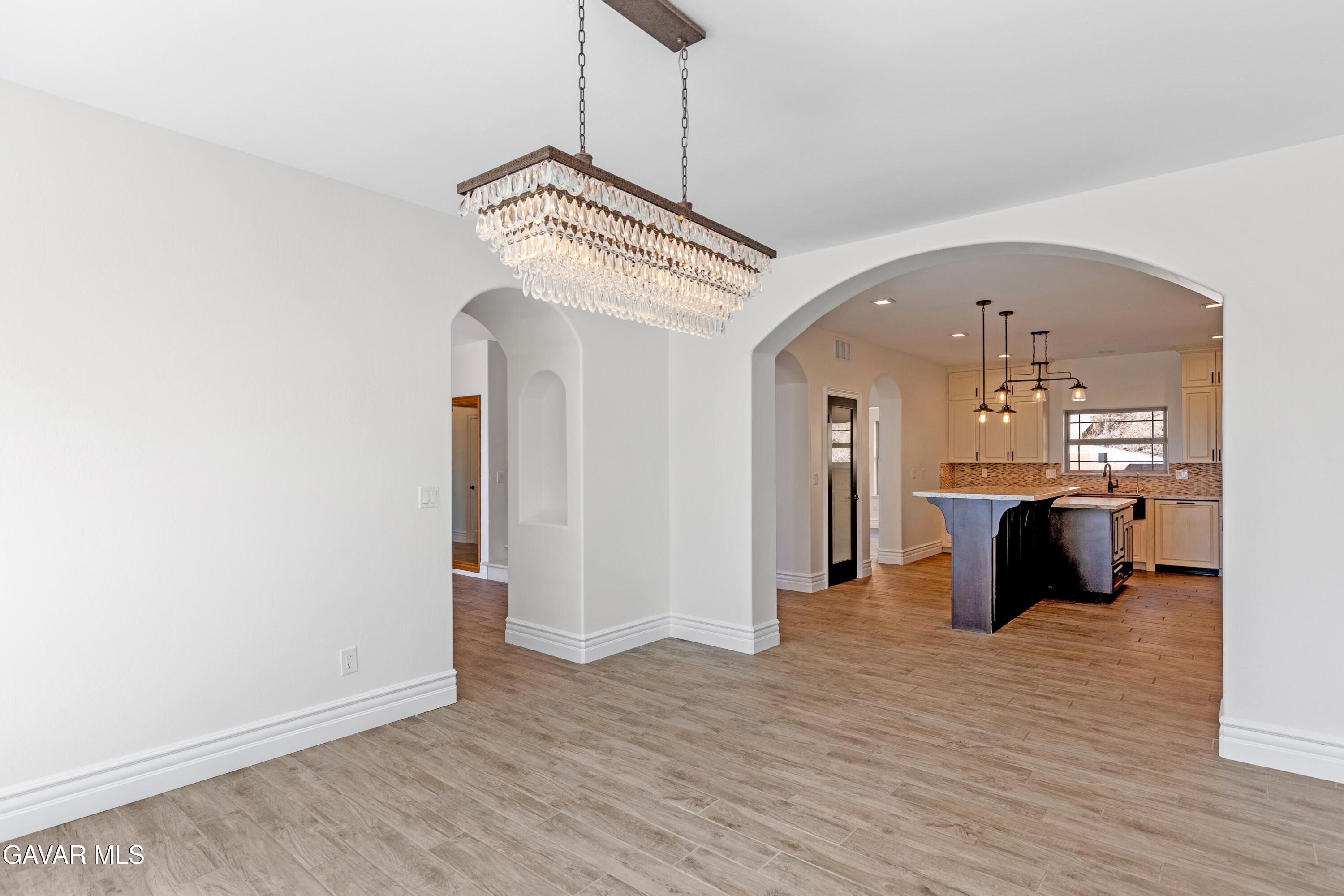 21824 Sunnybrook Drive Property Photo 13