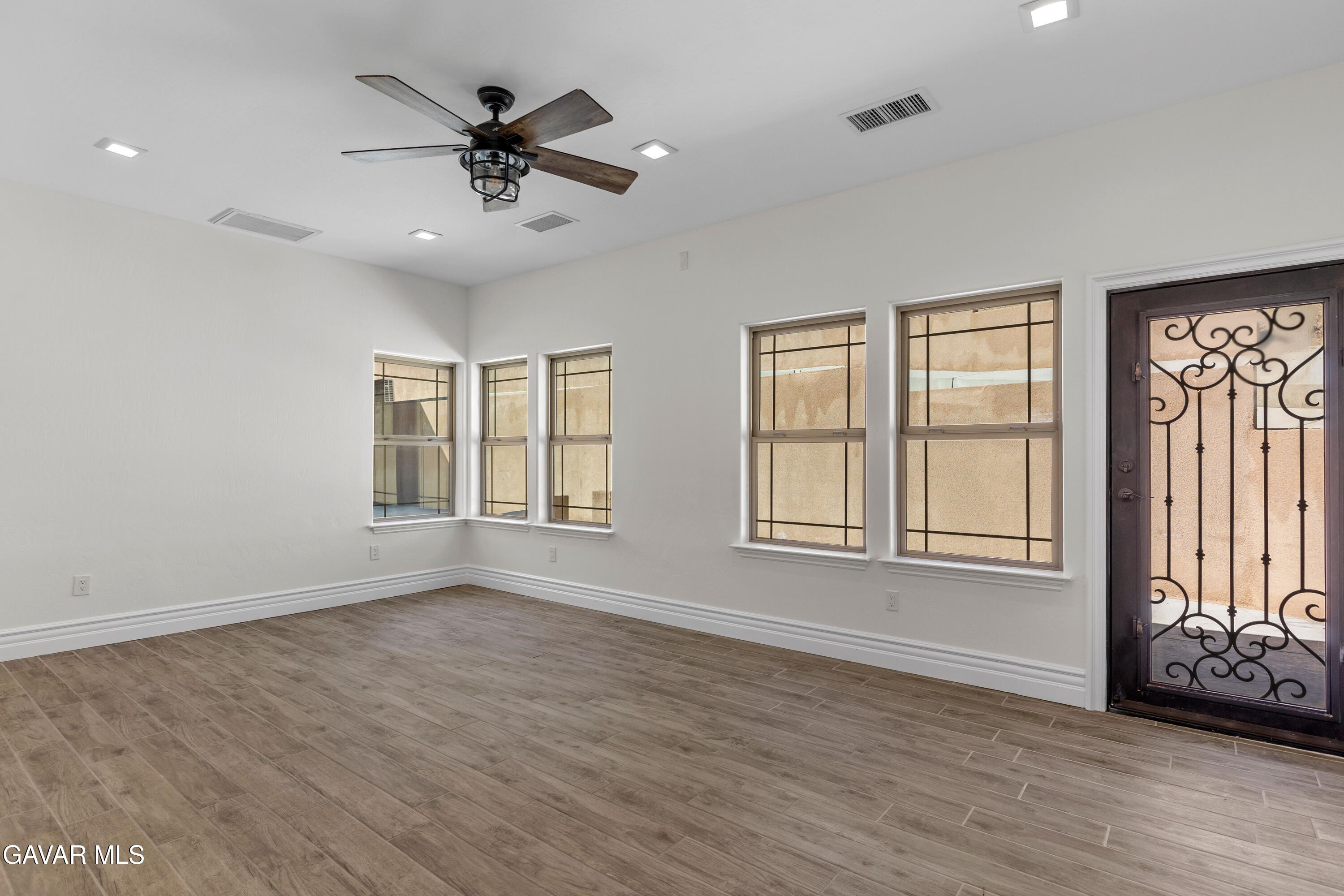 21824 Sunnybrook Drive Property Photo 21