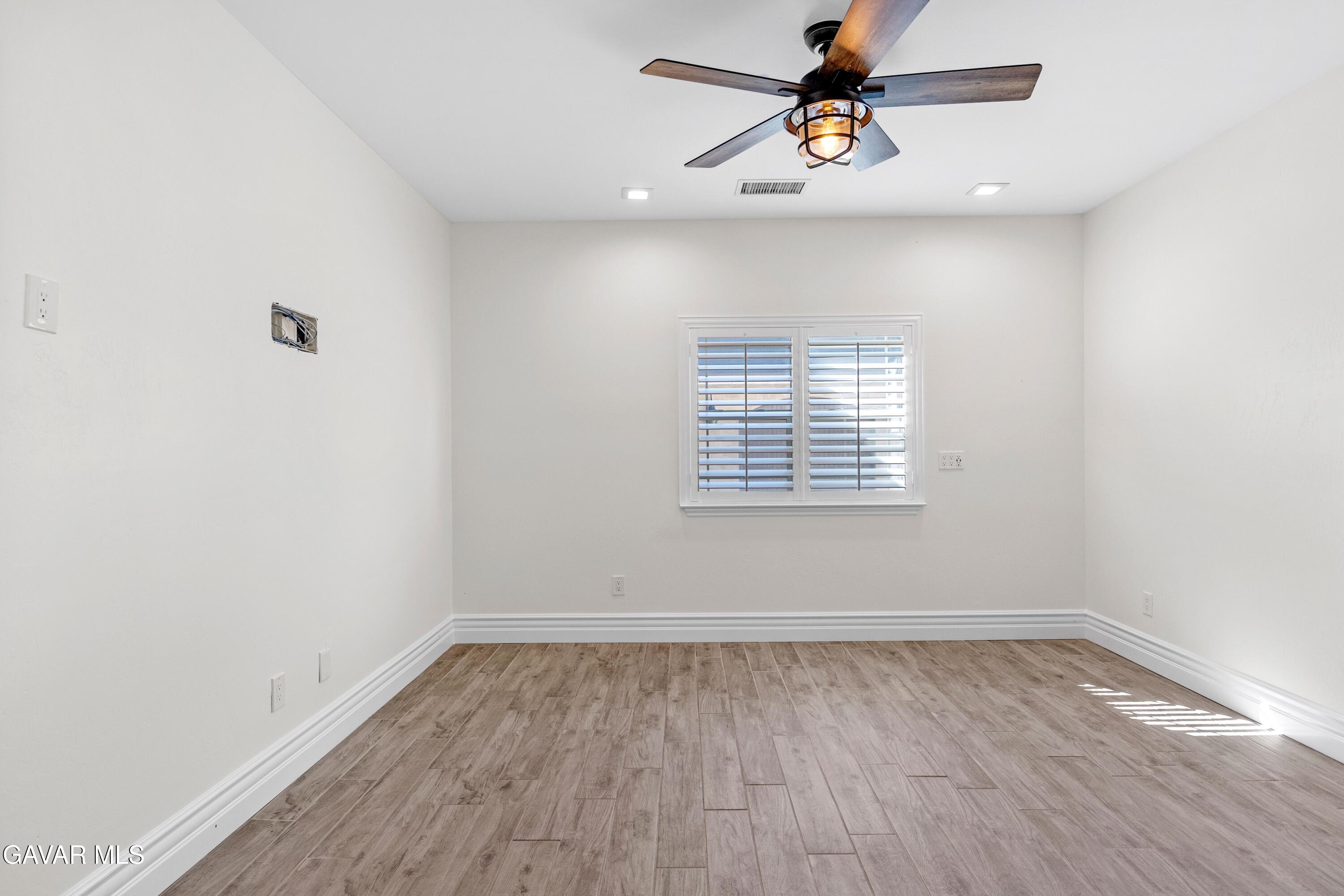 21824 Sunnybrook Drive Property Photo 23