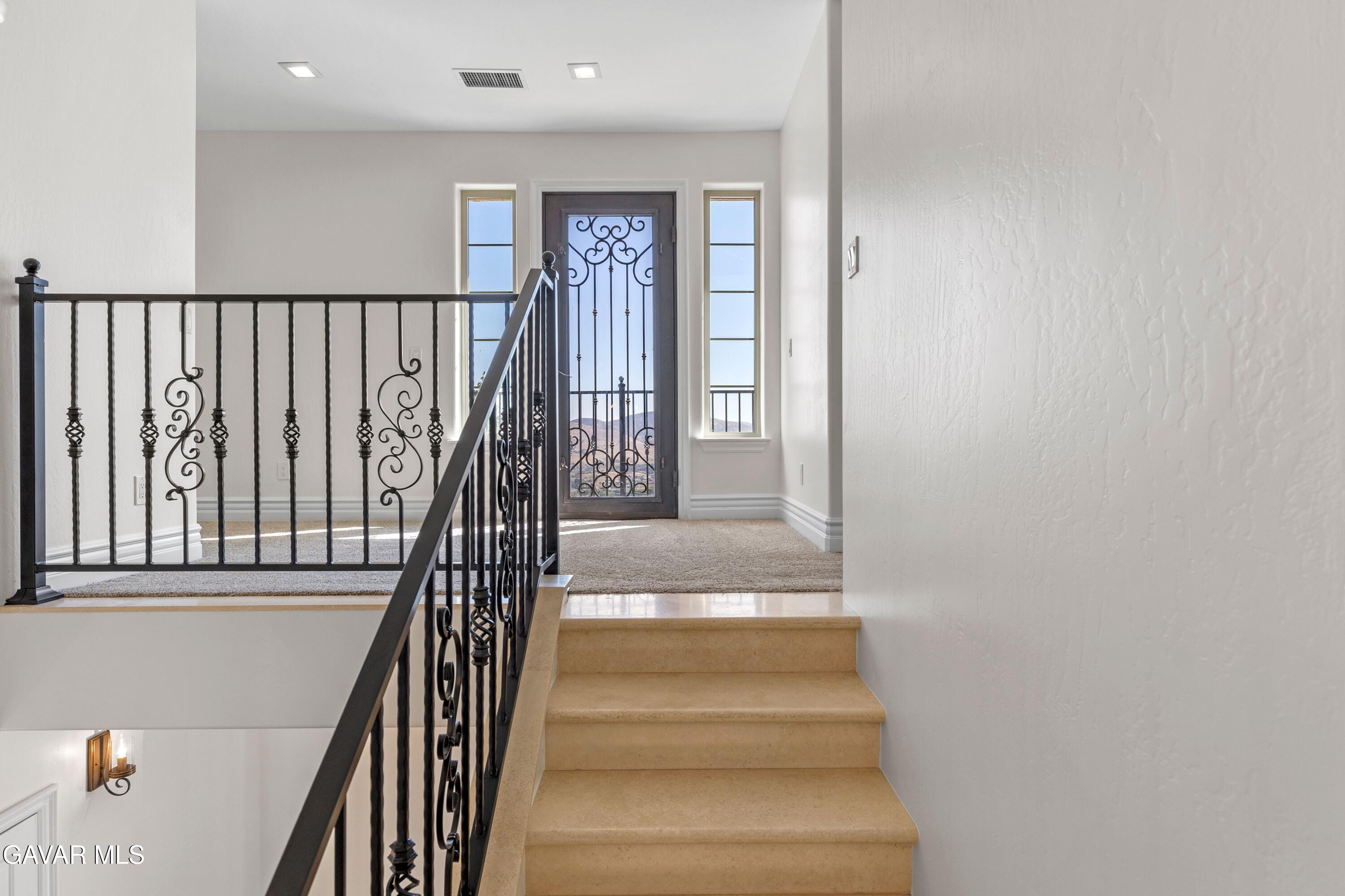 21824 Sunnybrook Drive Property Photo 33