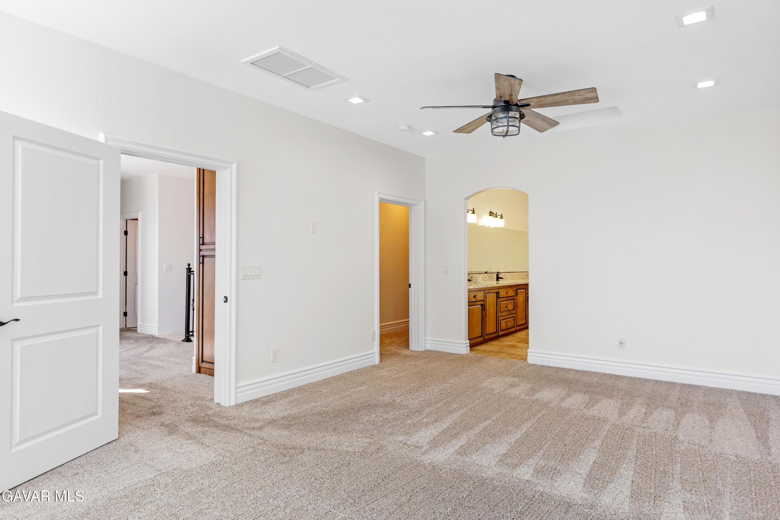 21824 Sunnybrook Drive Property Photo 38