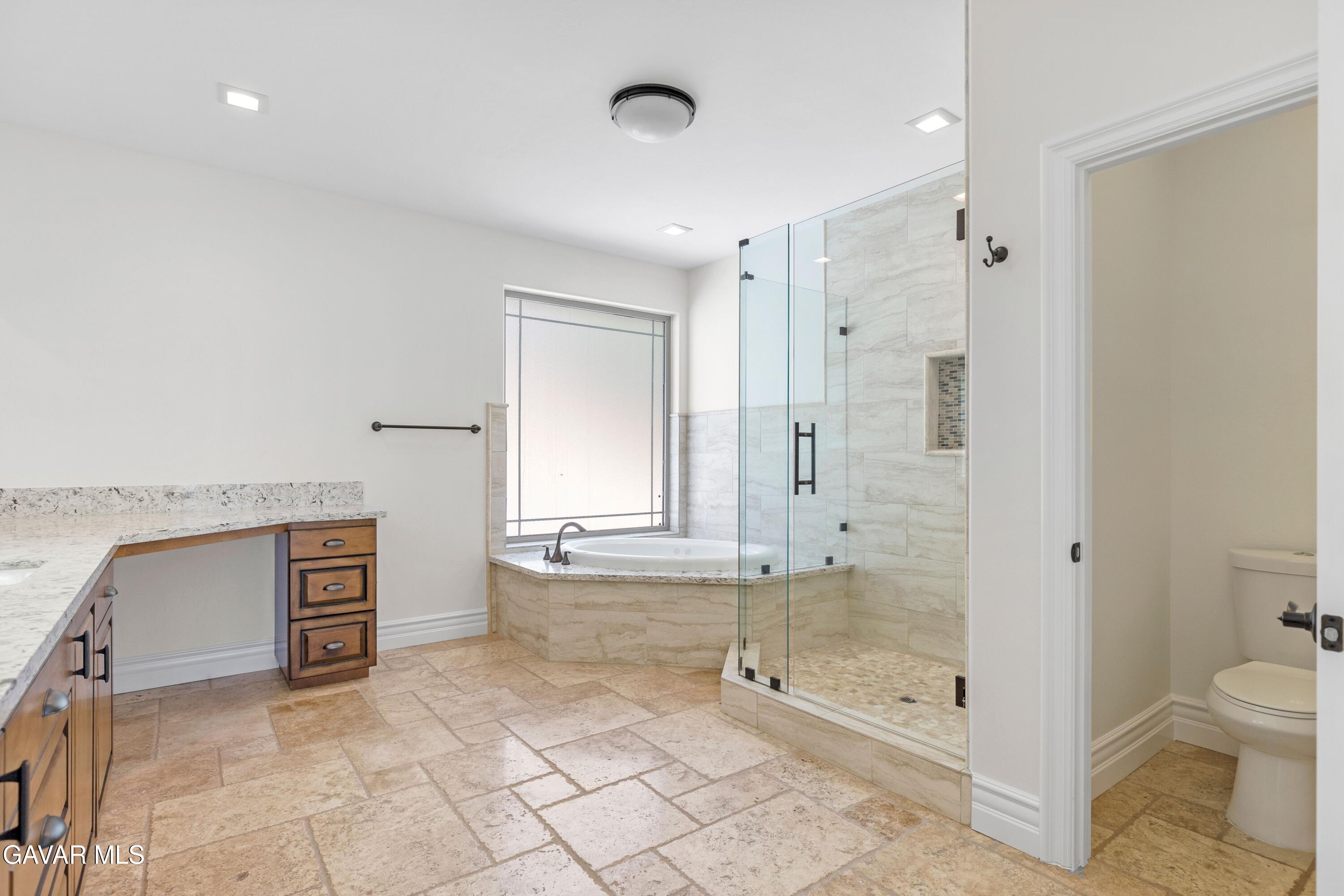 21824 Sunnybrook Drive Property Photo 41