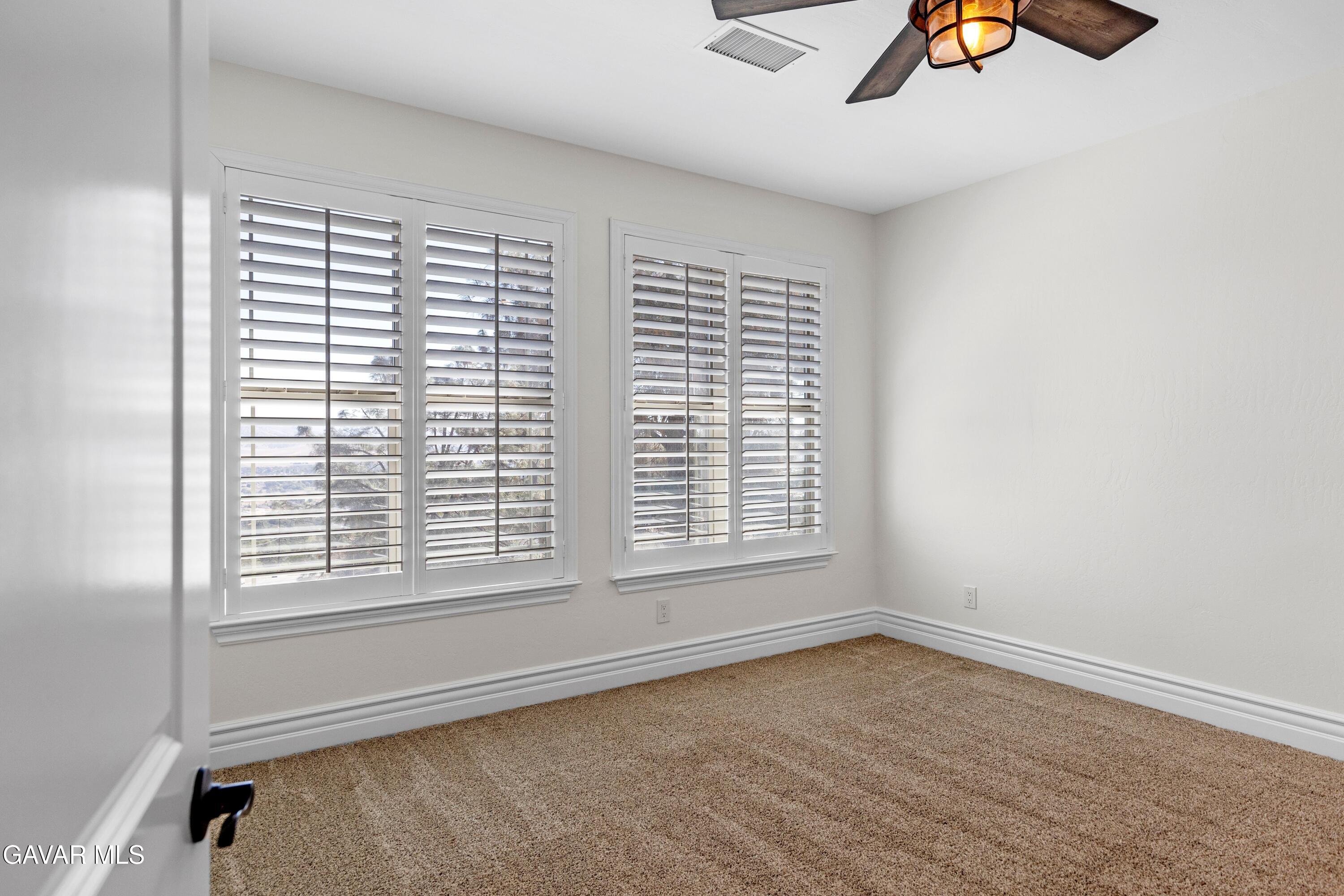 21824 Sunnybrook Drive Property Photo 47