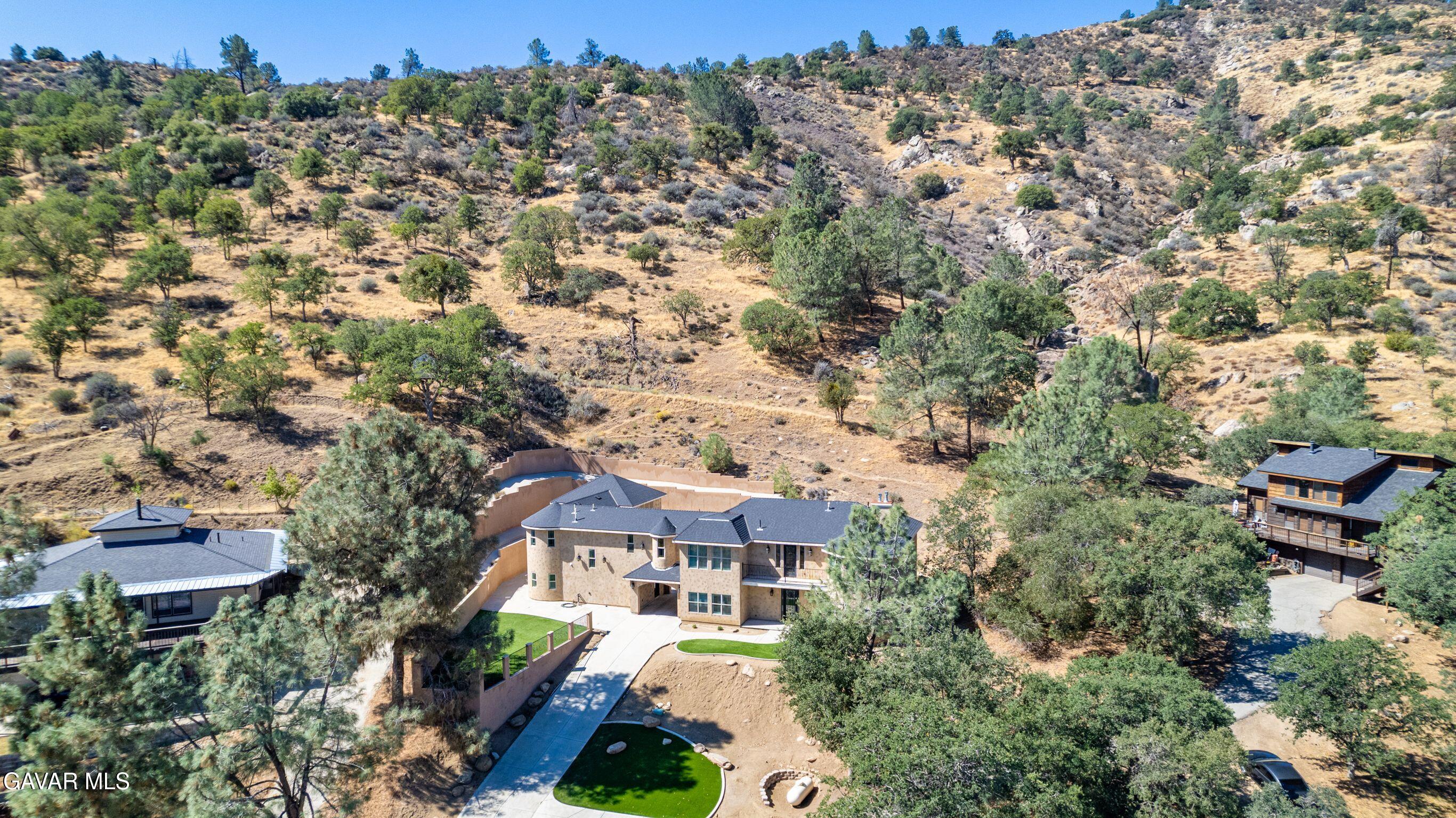 21824 Sunnybrook Drive Property Photo 84