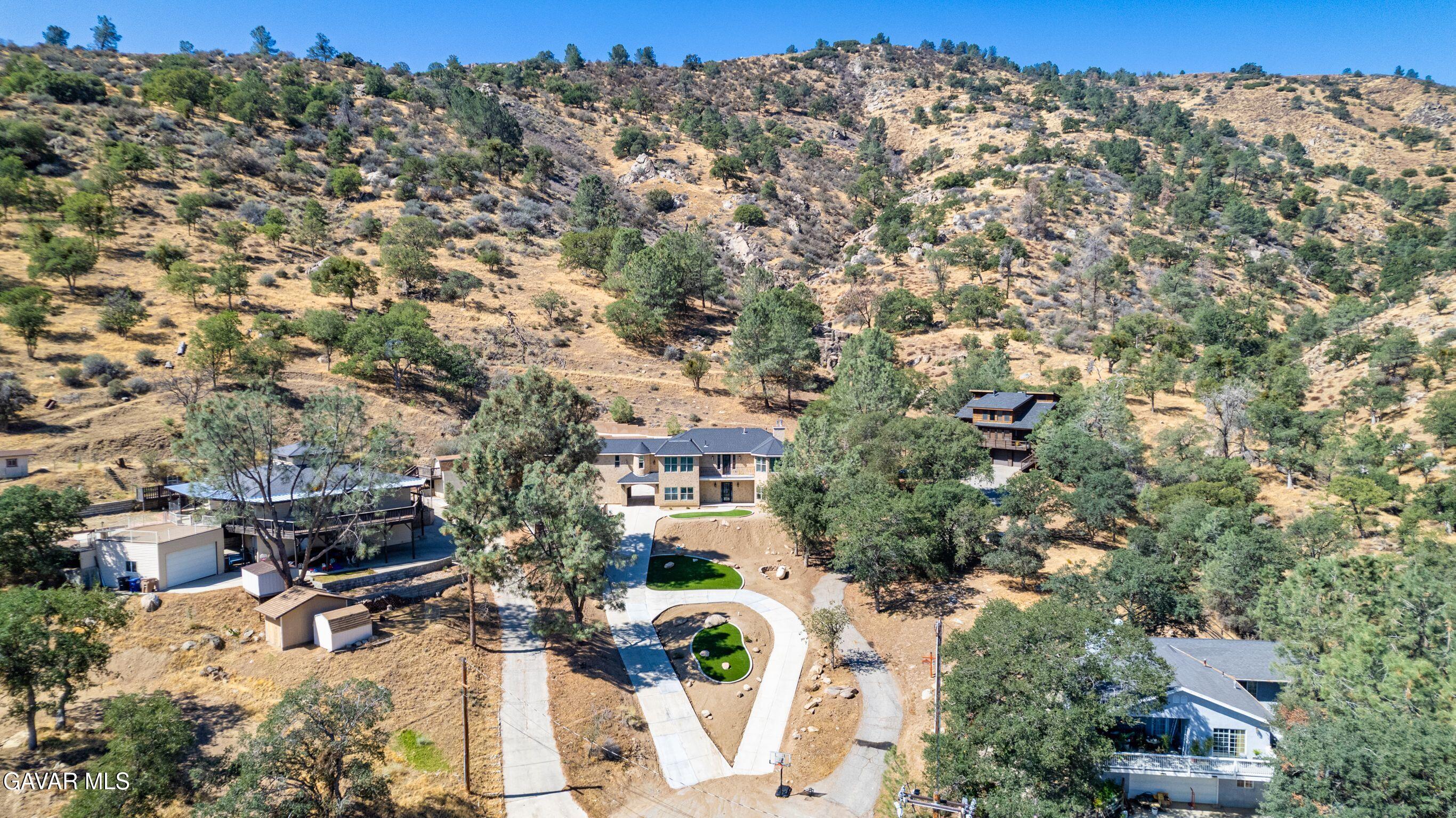21824 Sunnybrook Drive Property Photo 85